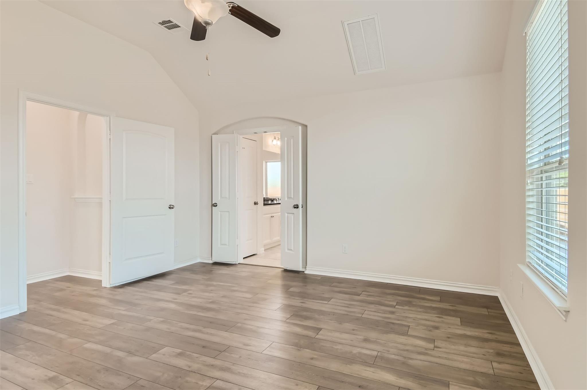 113 Lily Turf CV