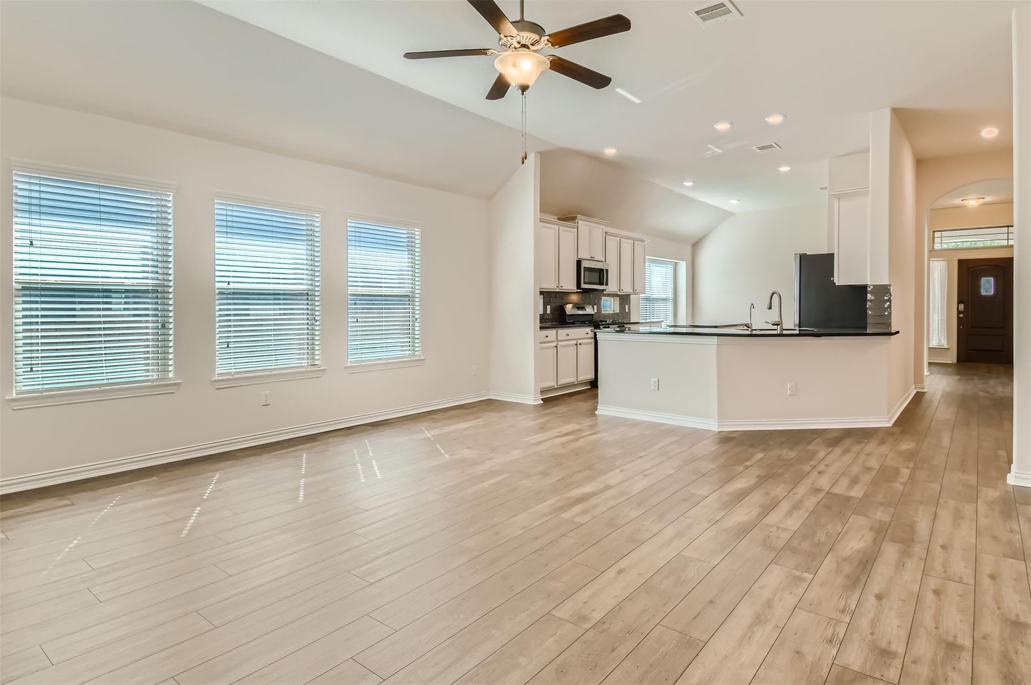 113 Lily Turf CV