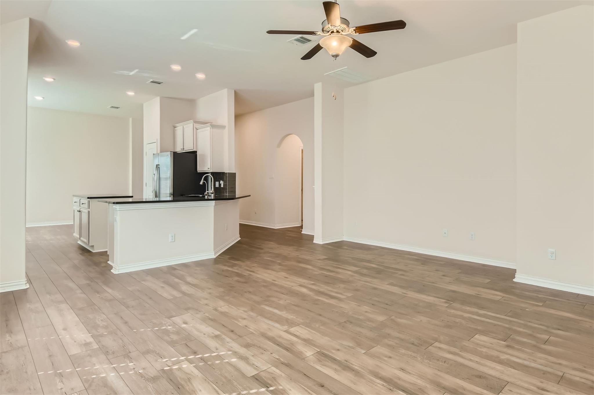 113 Lily Turf CV