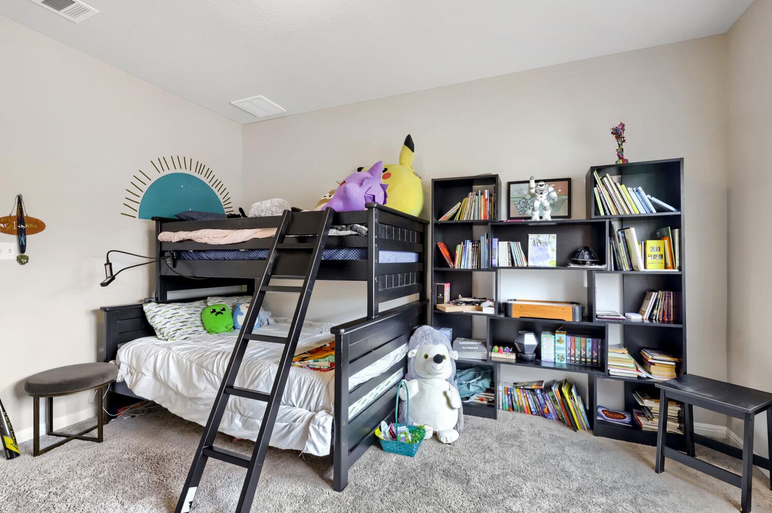 2432 Berryville LN