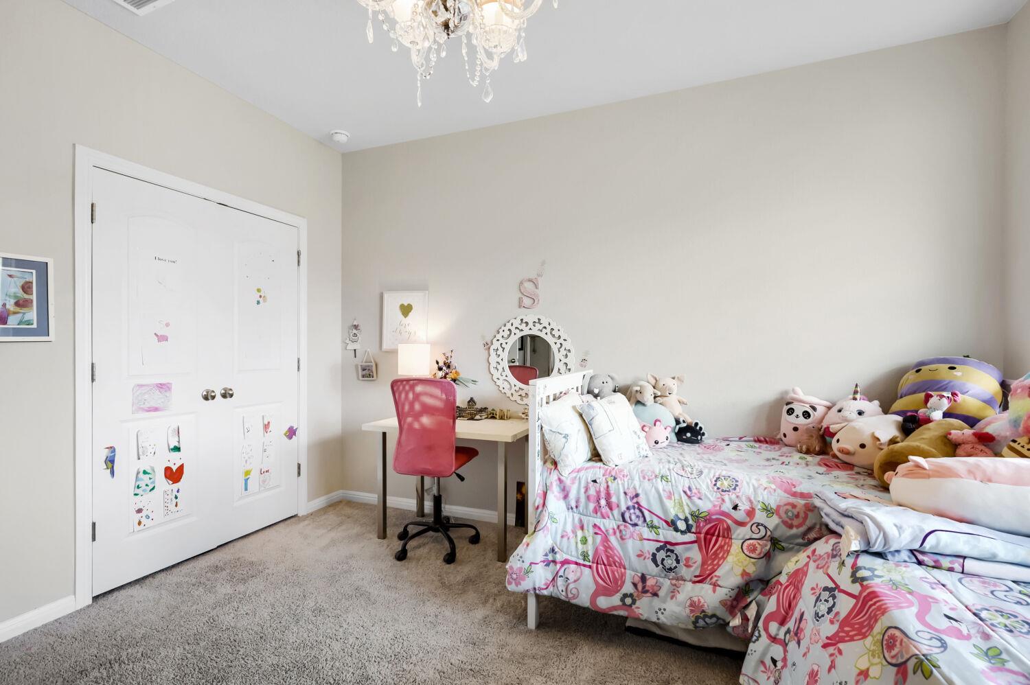 2432 Berryville LN