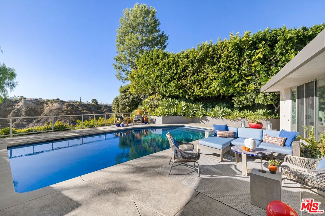 3523 Beverly Ridge Dr