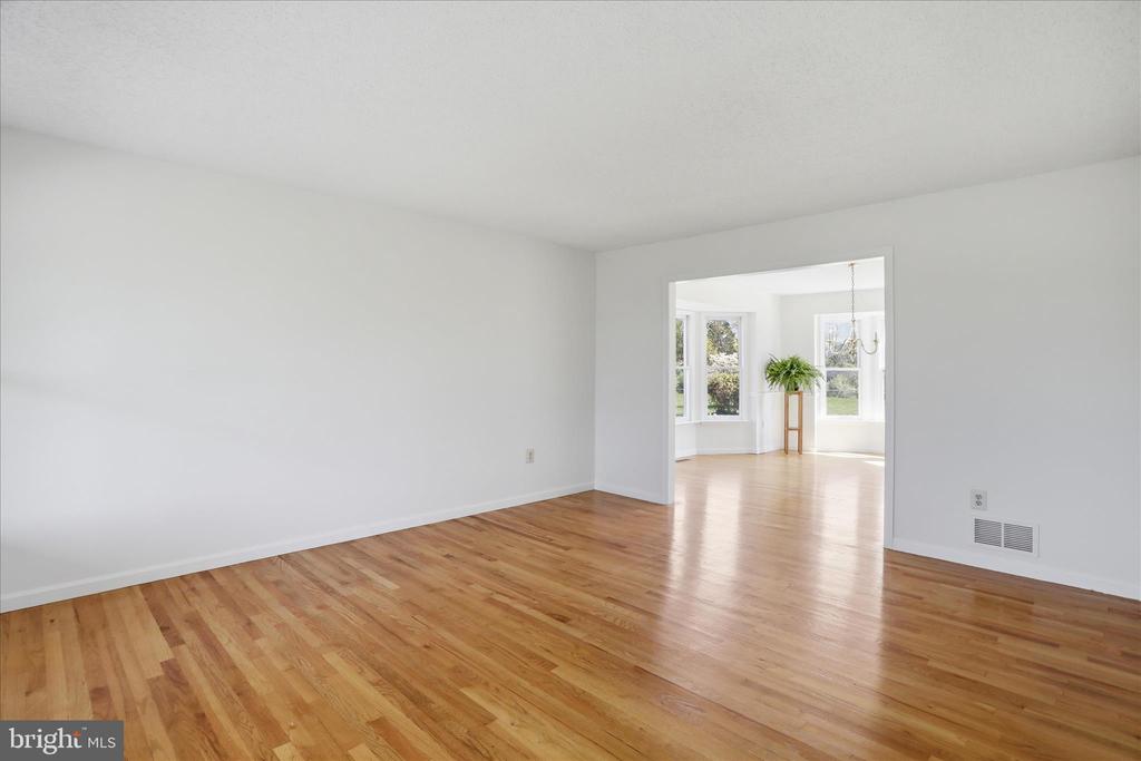 1681 AIRPORT ROAD