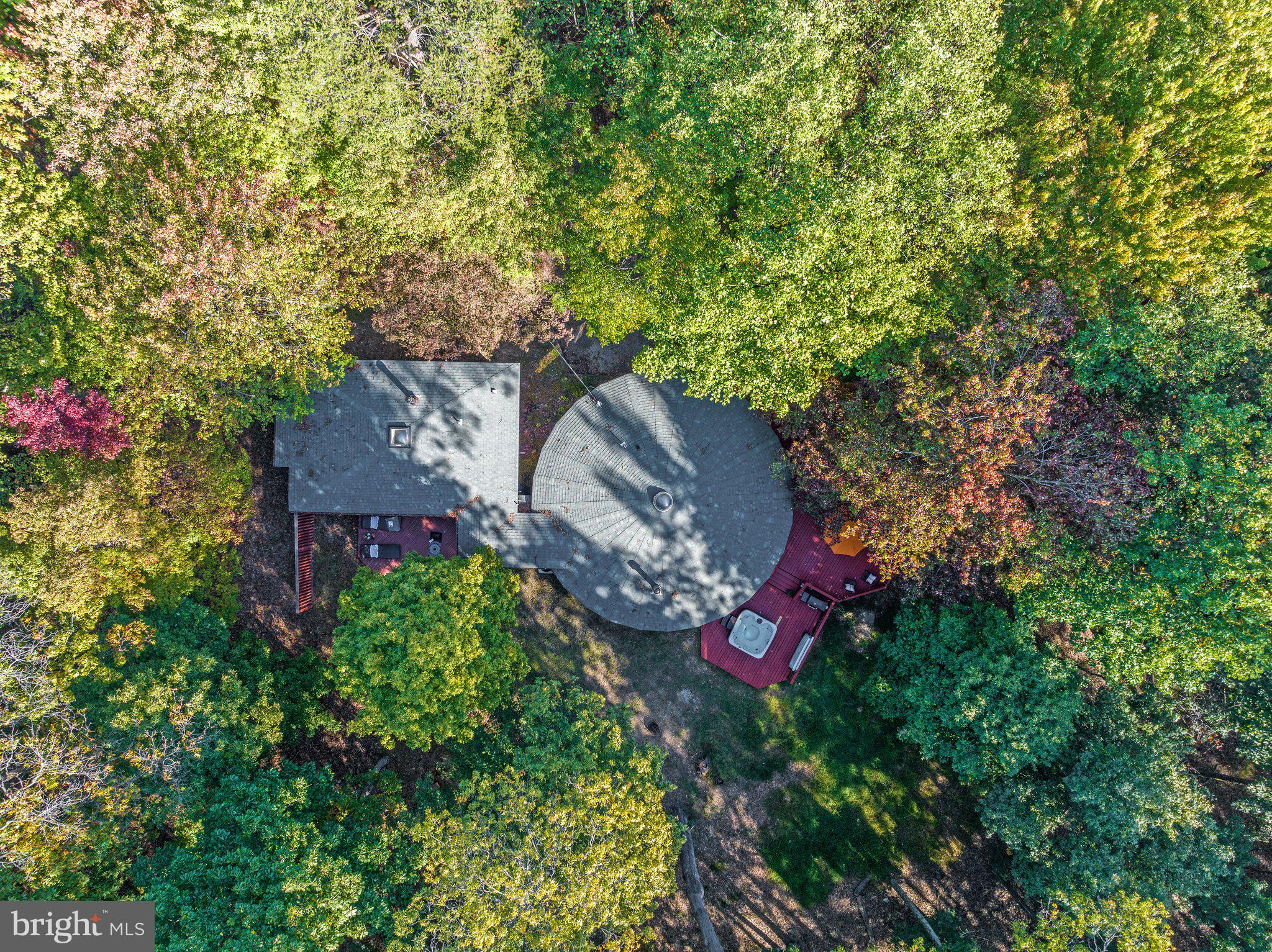 863 The Woods Rd