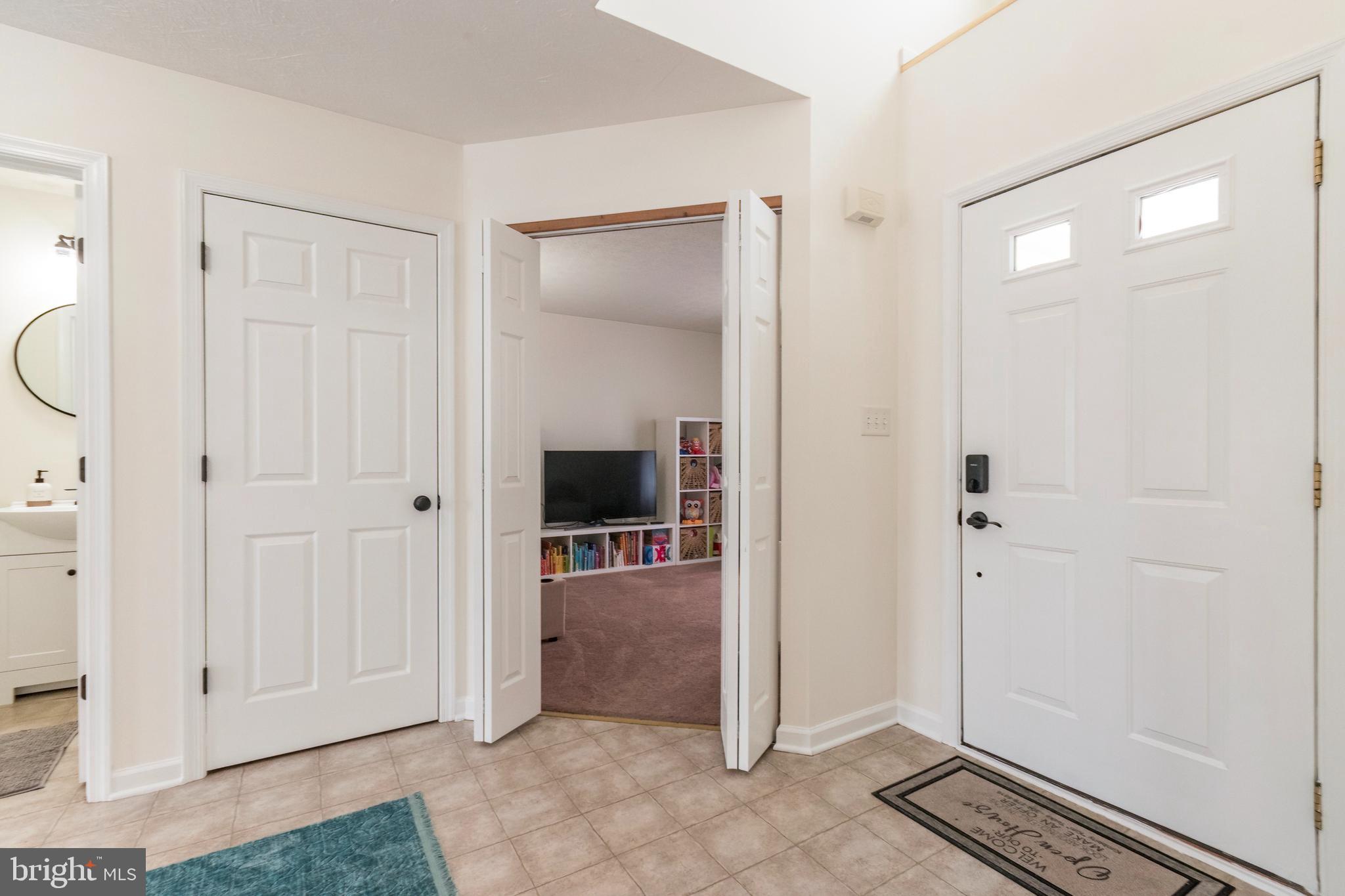 142 Alcott Ave