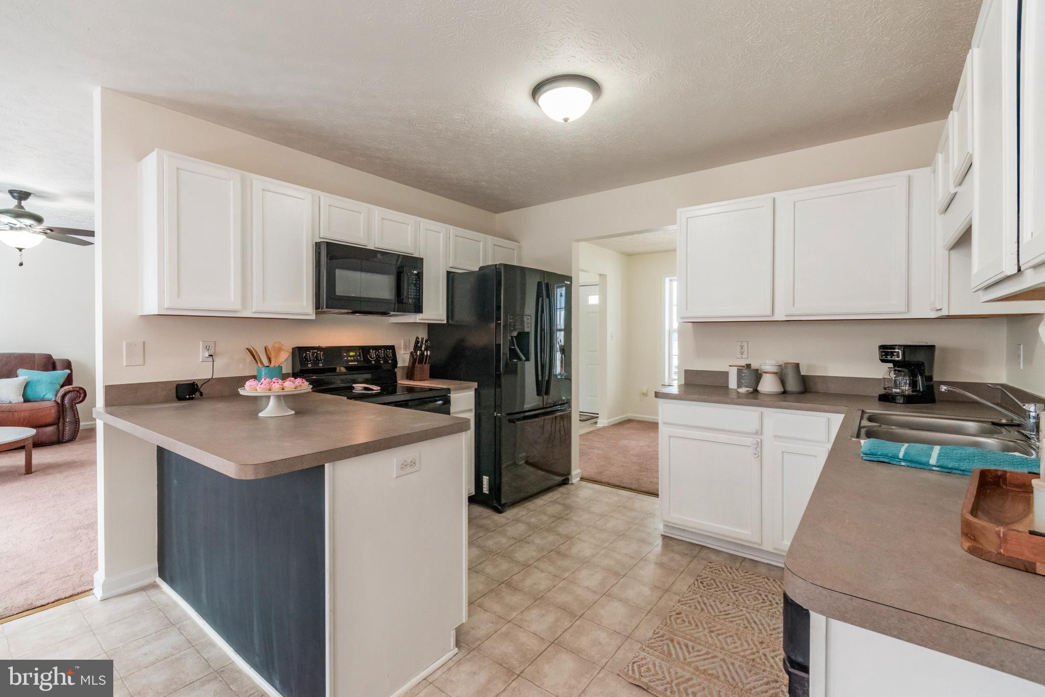 142 Alcott Ave