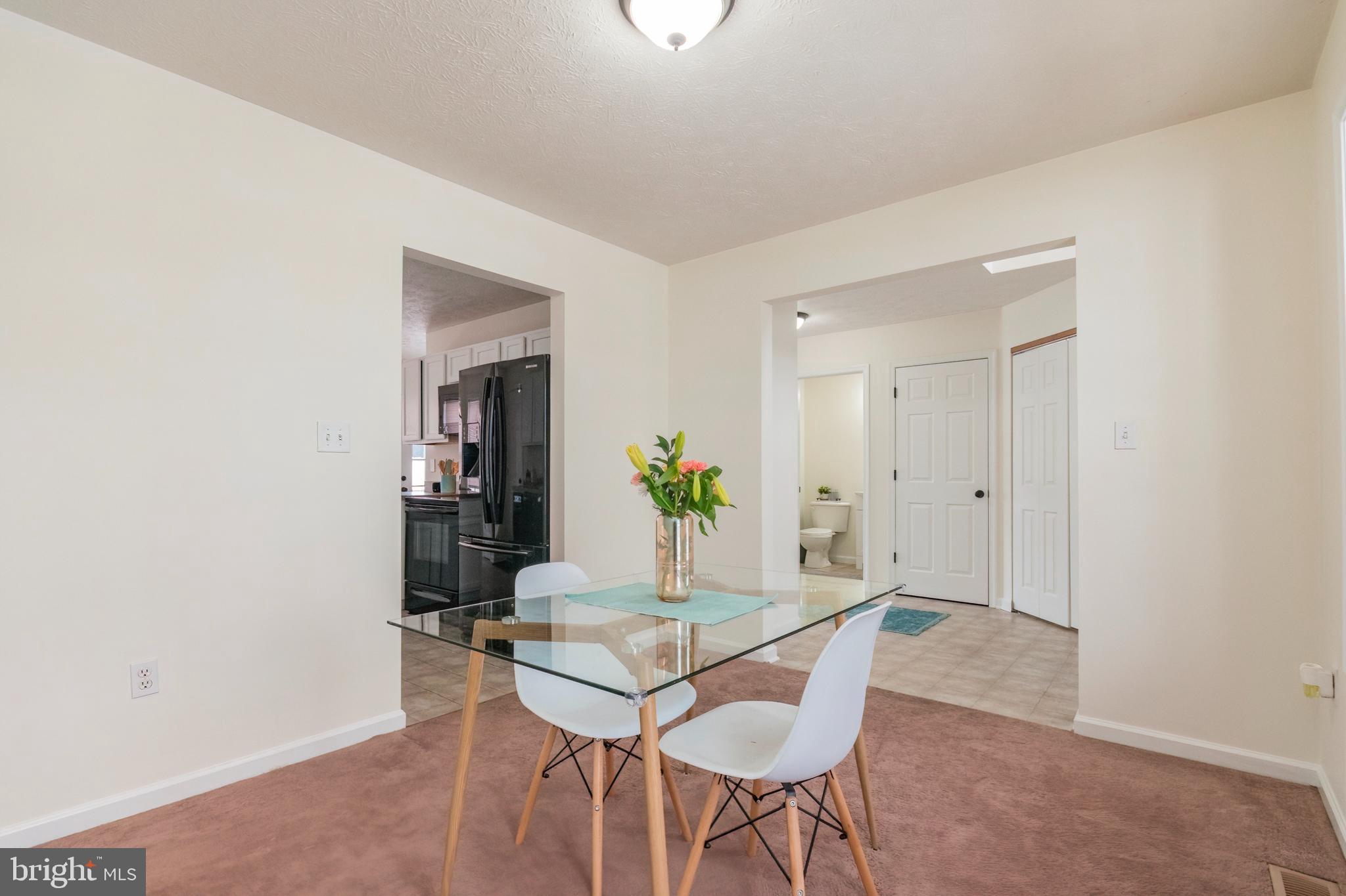 142 Alcott Ave