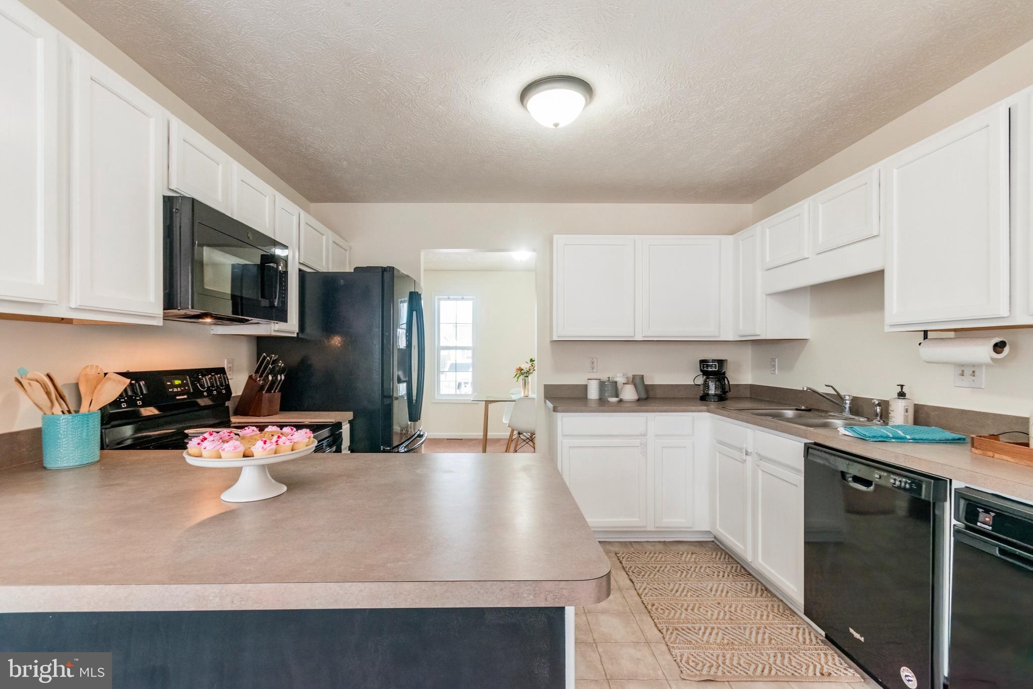 142 Alcott Ave