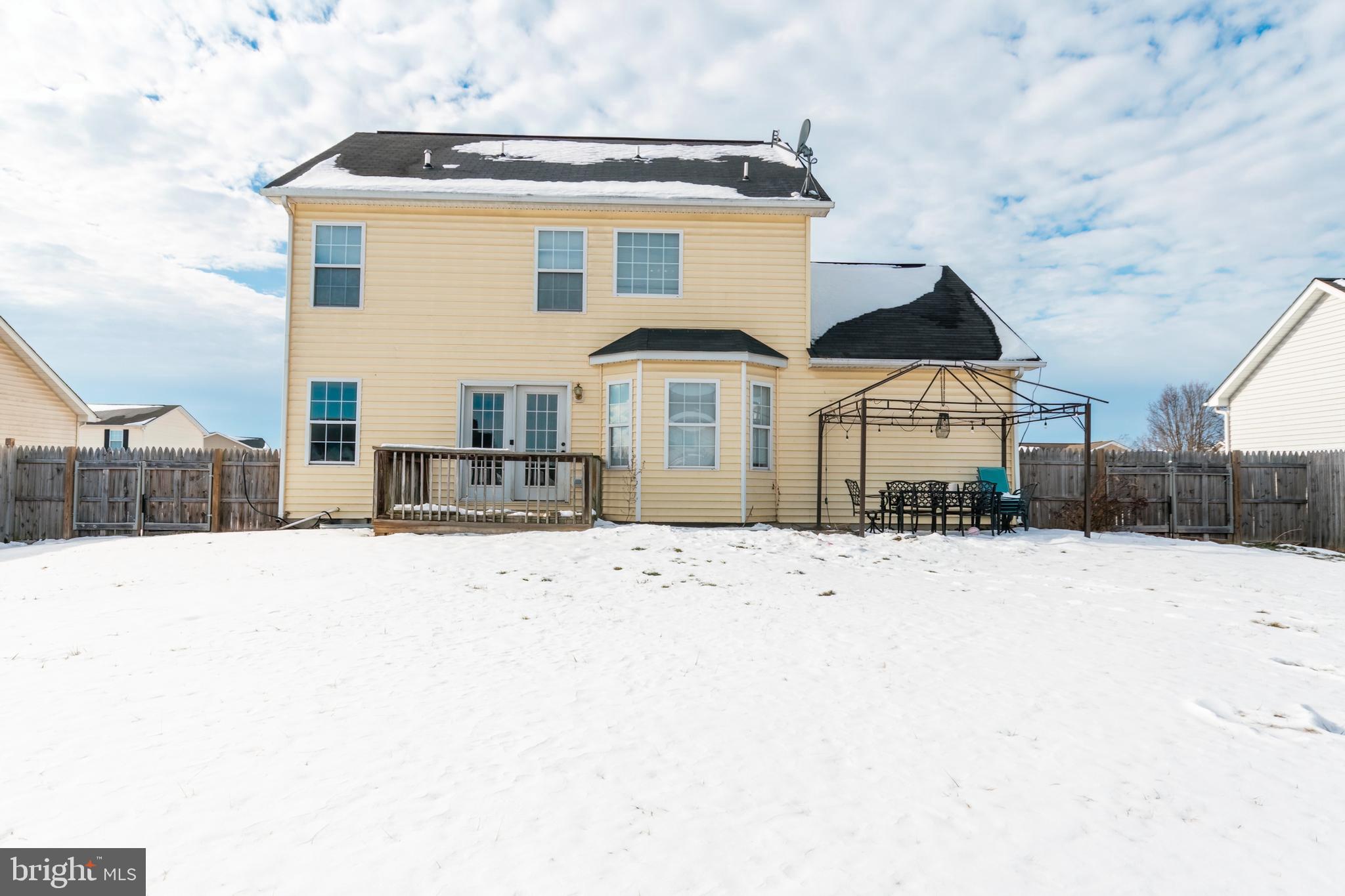 142 Alcott Ave