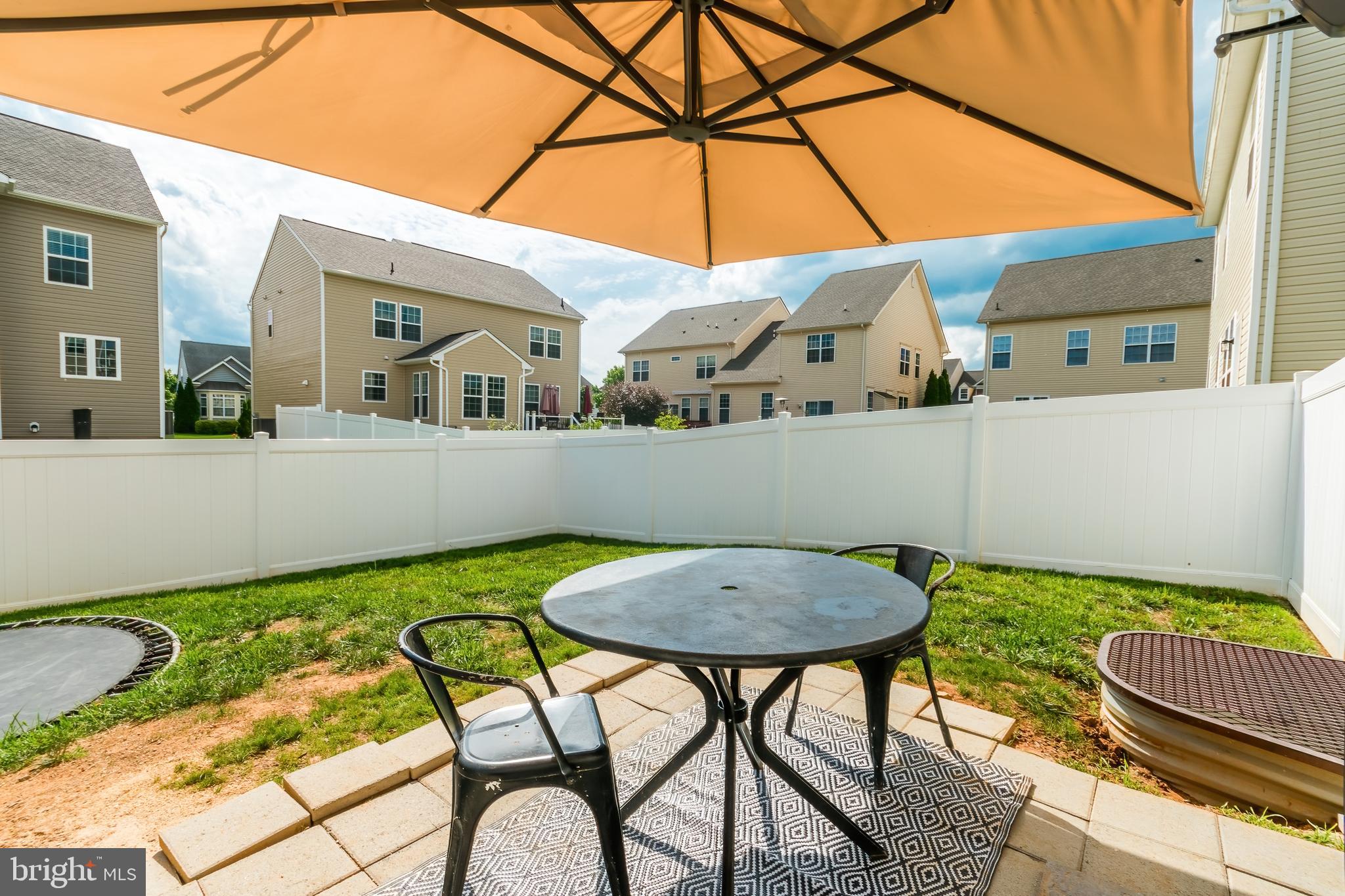 109 Darden Ct W