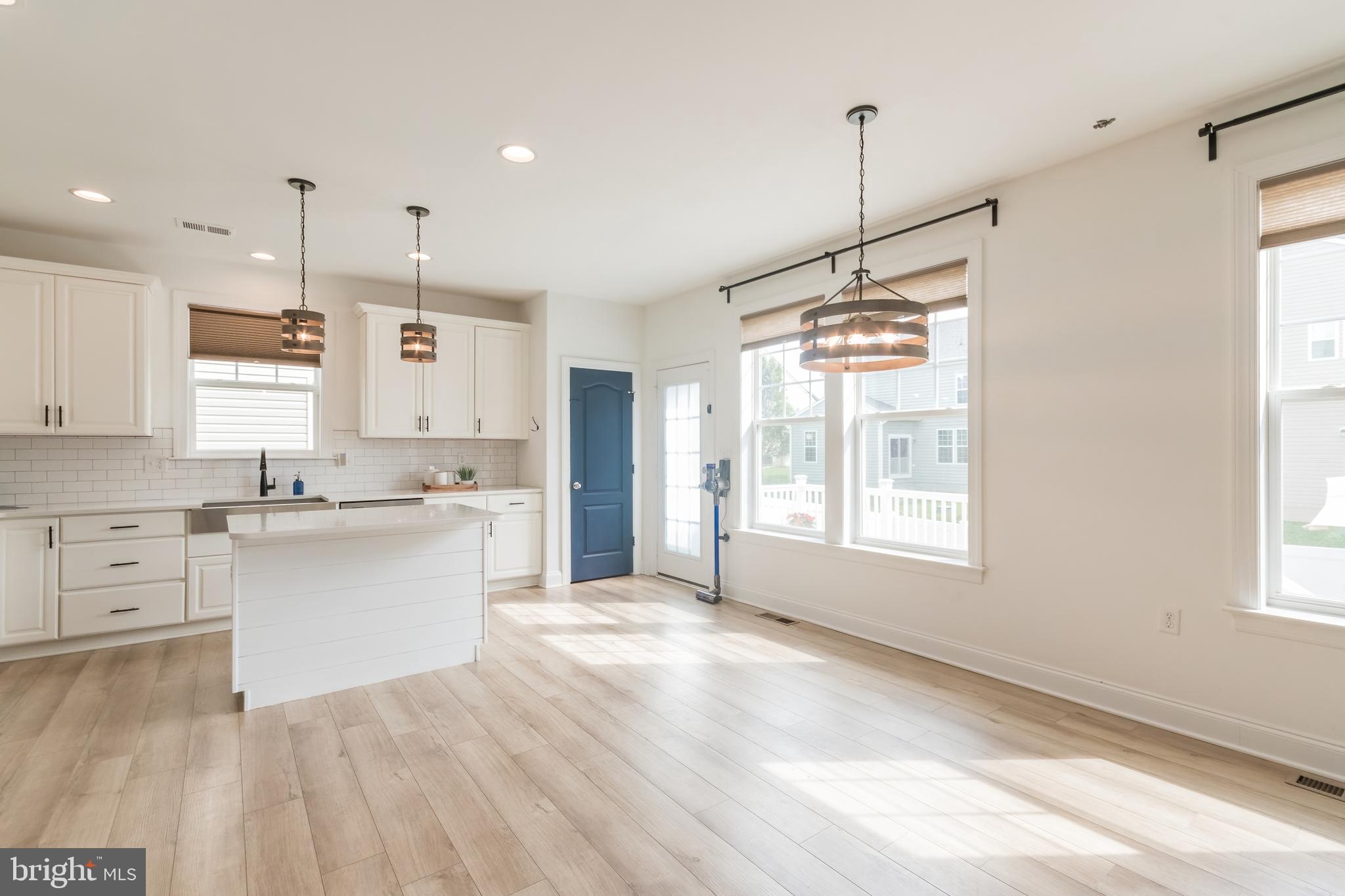 109 Darden Ct W