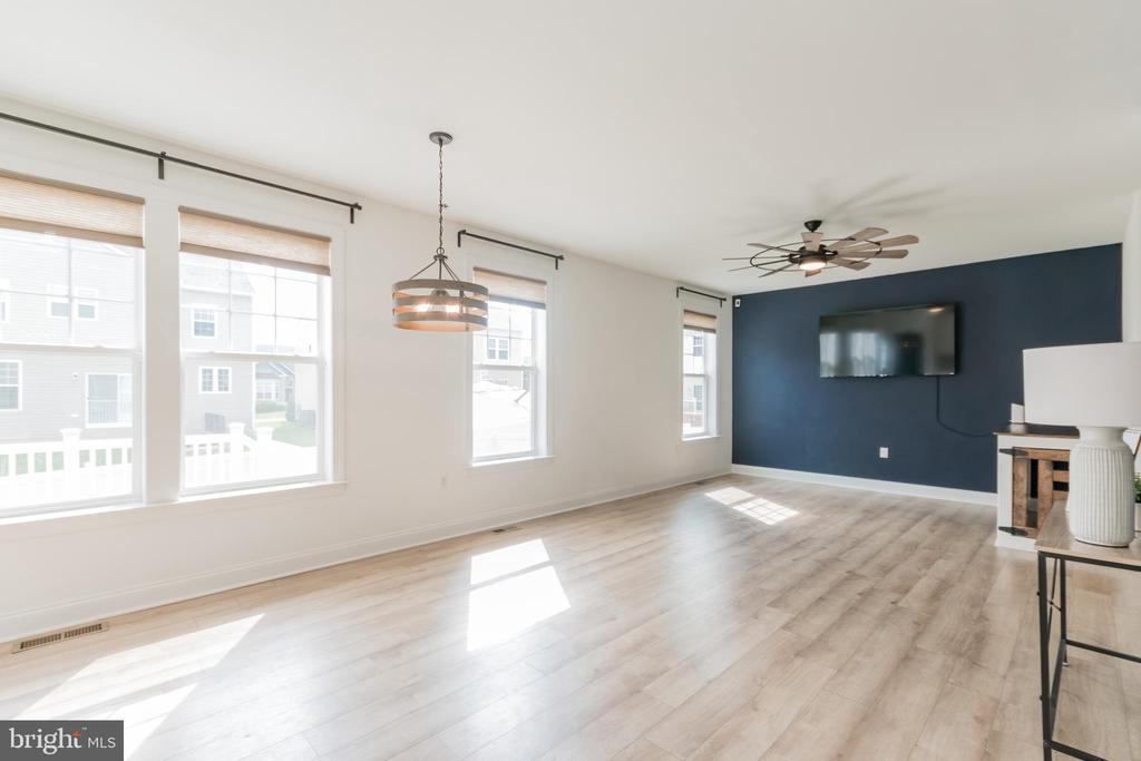 109 Darden Ct W