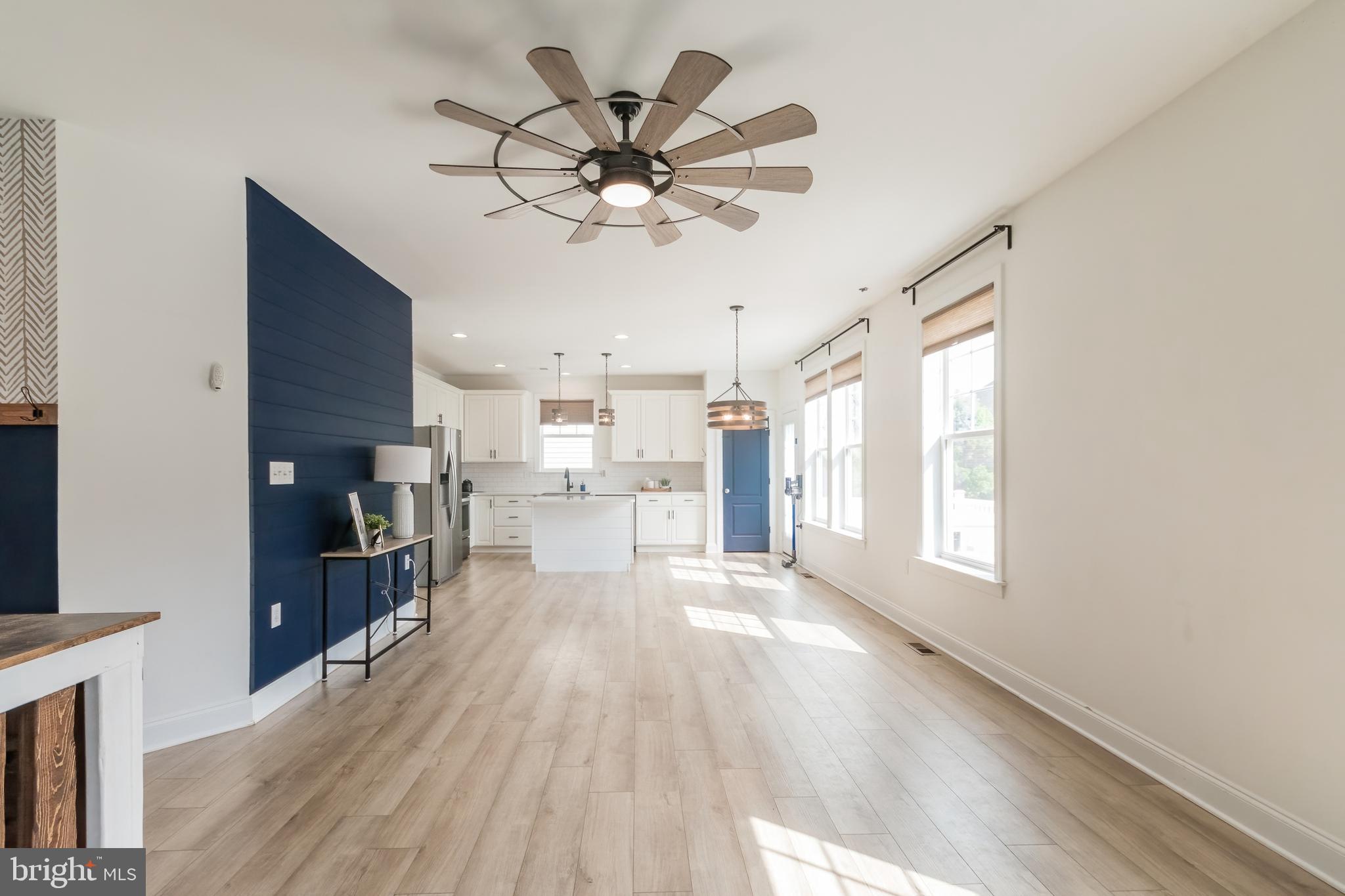 109 Darden Ct W