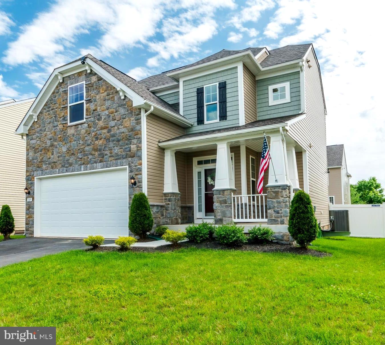 109 Darden Ct W