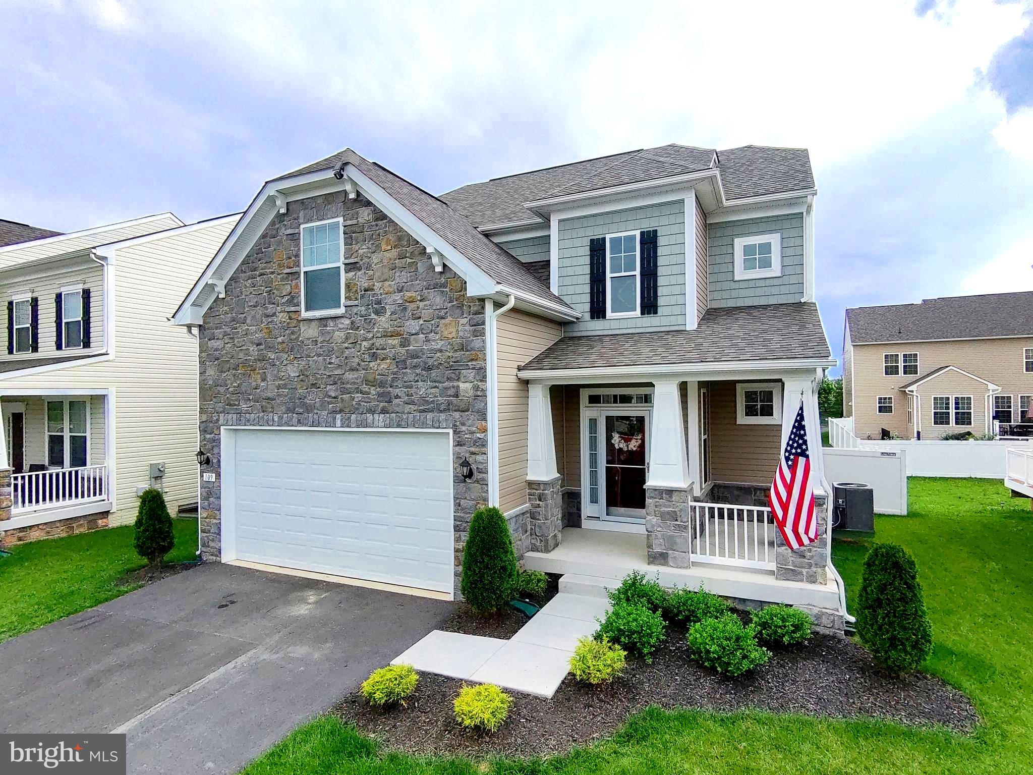 109 Darden Ct W