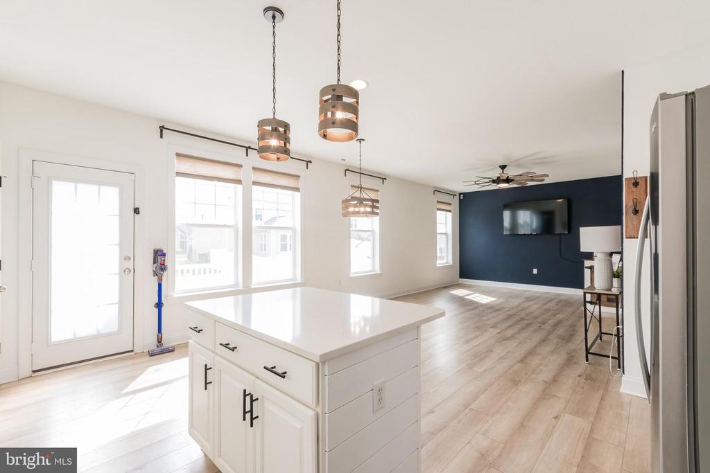 109 Darden Ct W