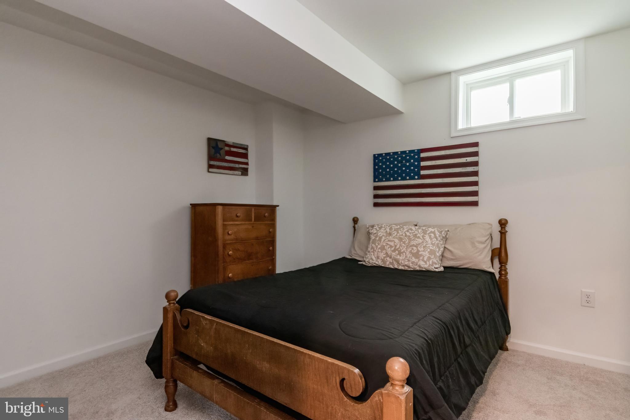 109 Darden Ct W