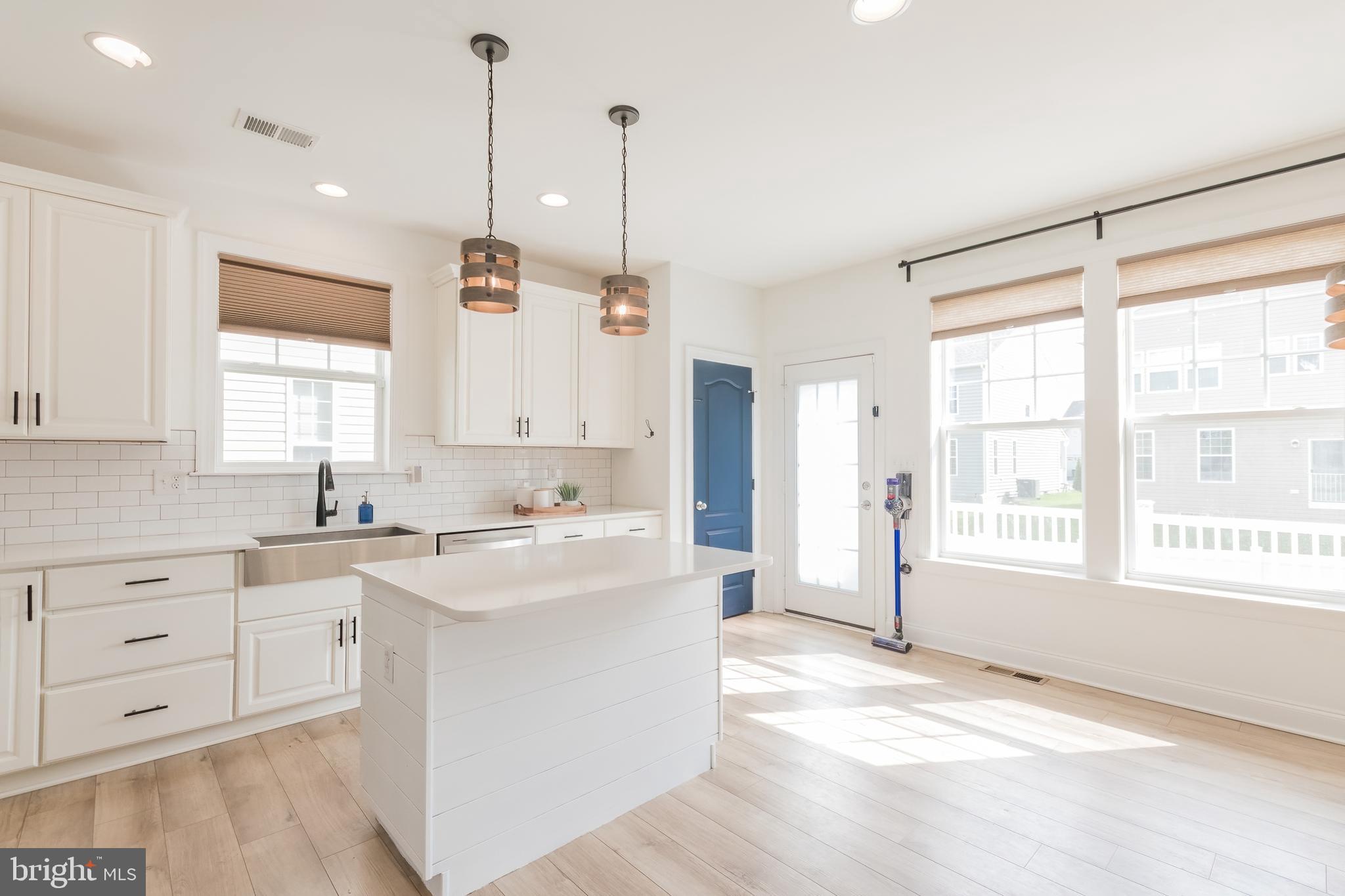 109 Darden Ct W