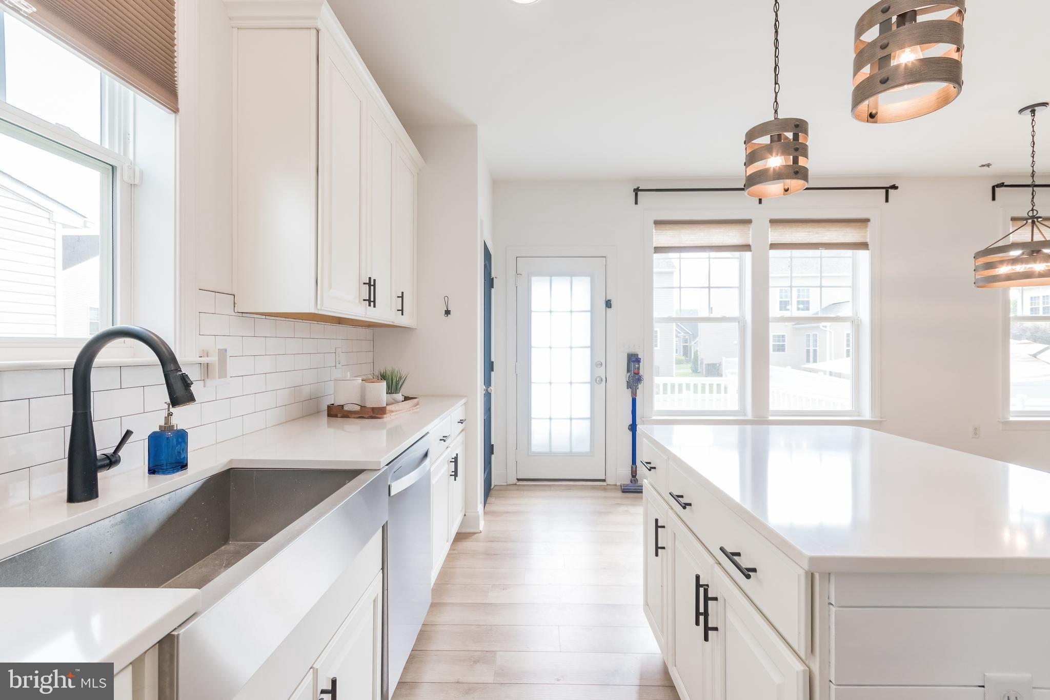 109 Darden Ct W