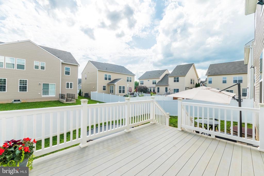 109 Darden Ct W