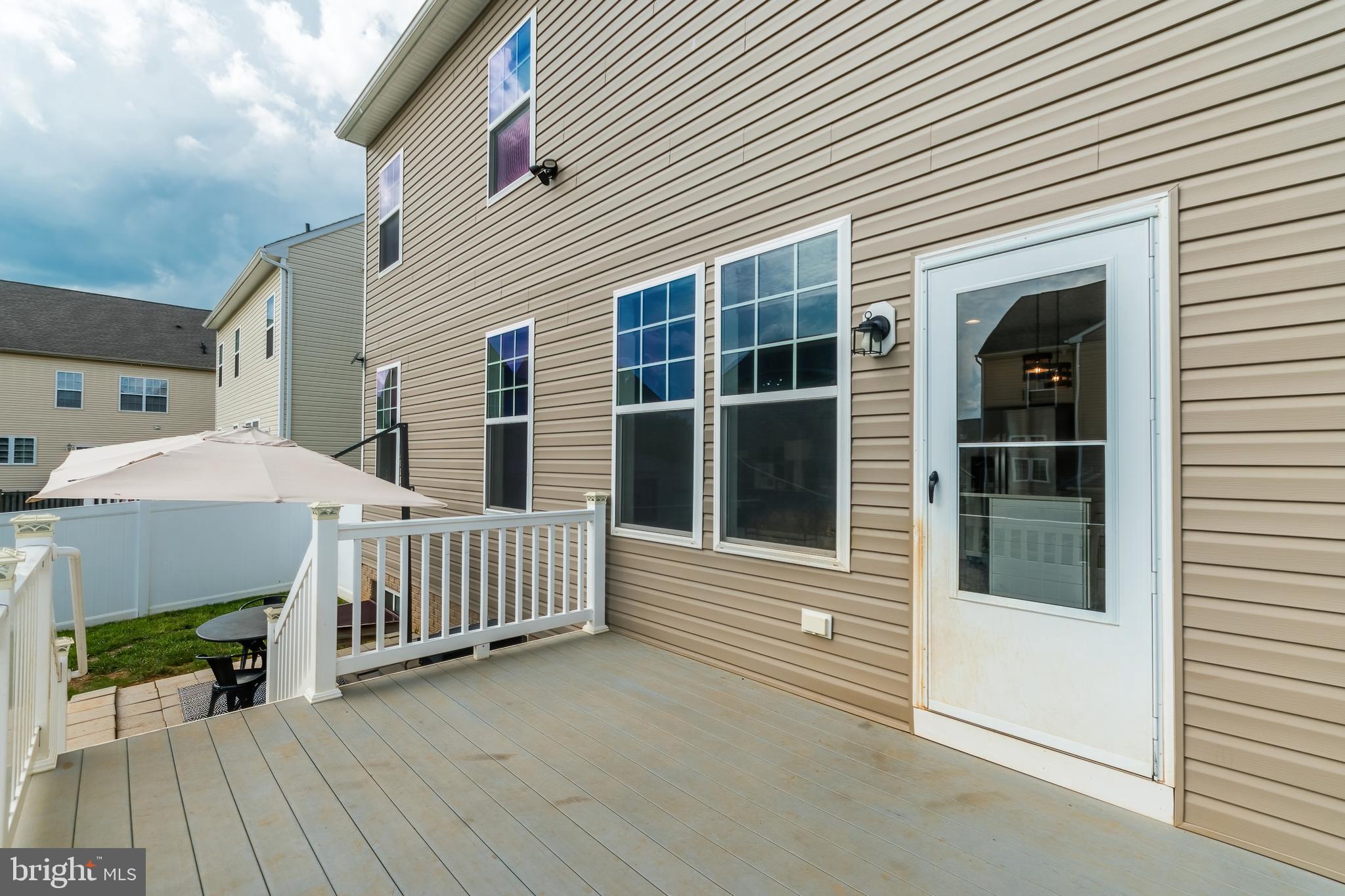 109 Darden Ct W