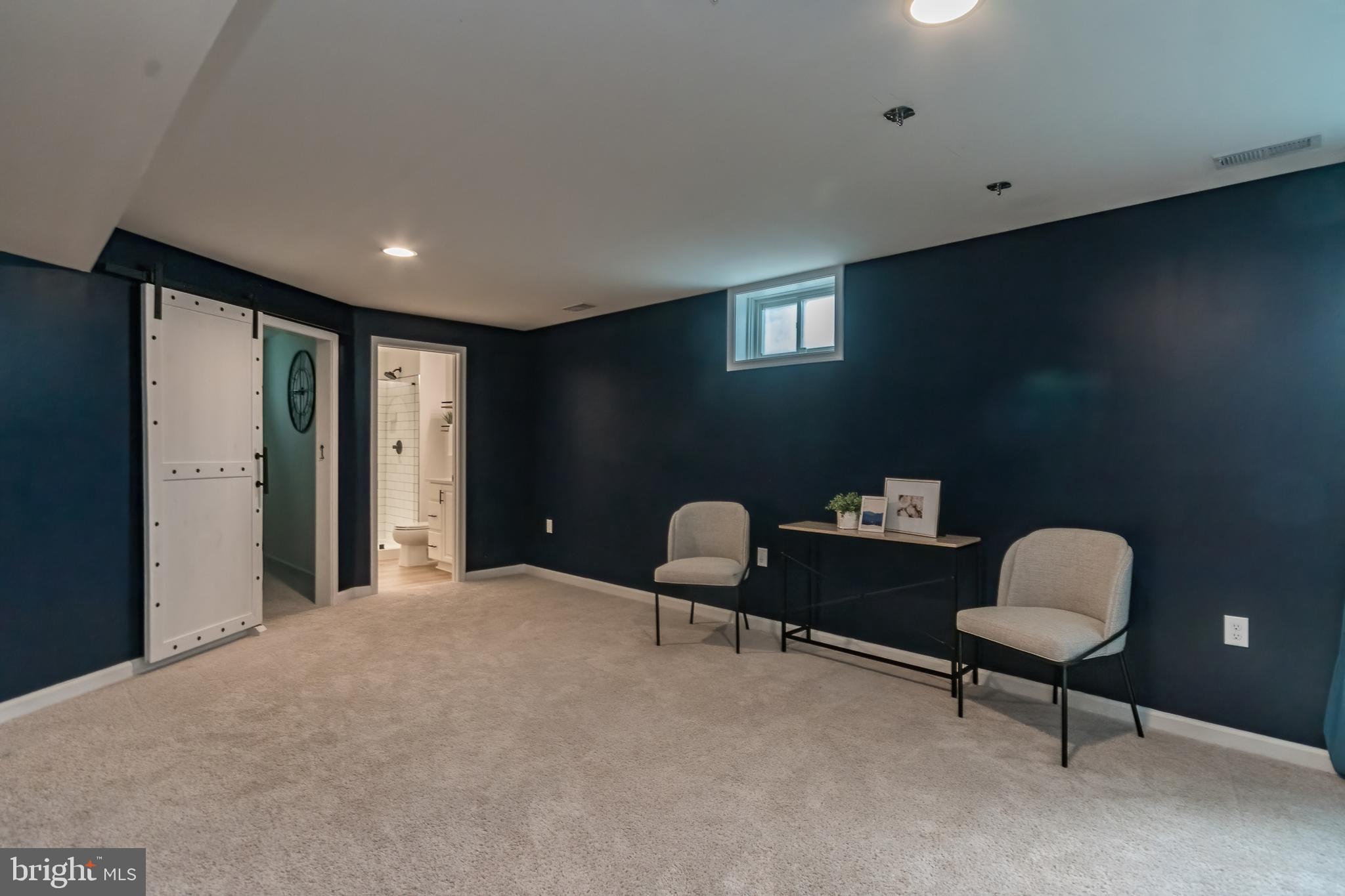 109 Darden Ct W