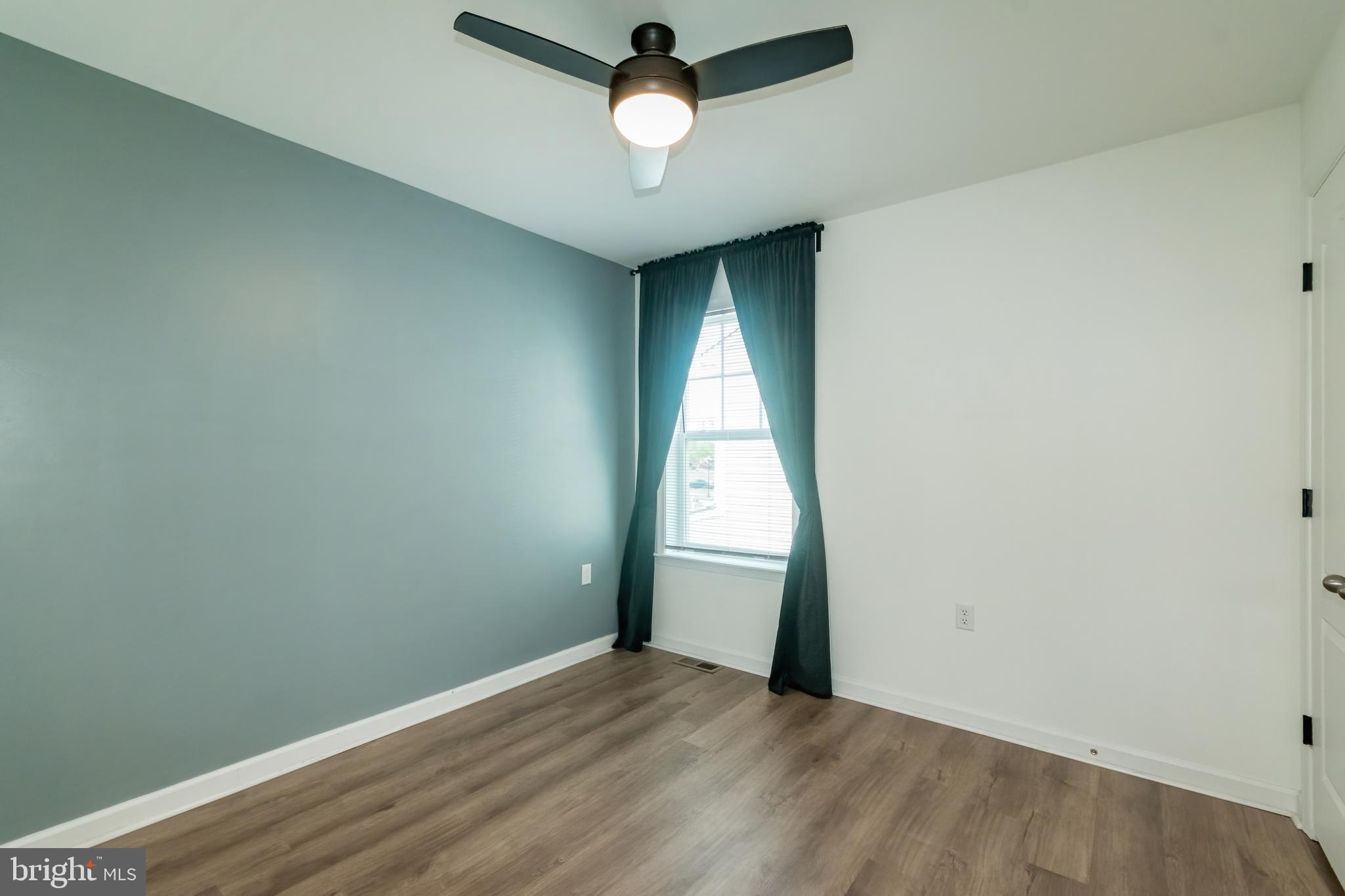 109 Darden Ct W
