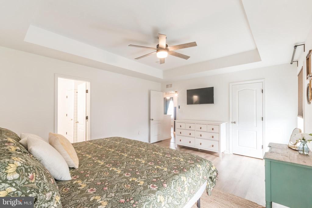 109 Darden Ct W