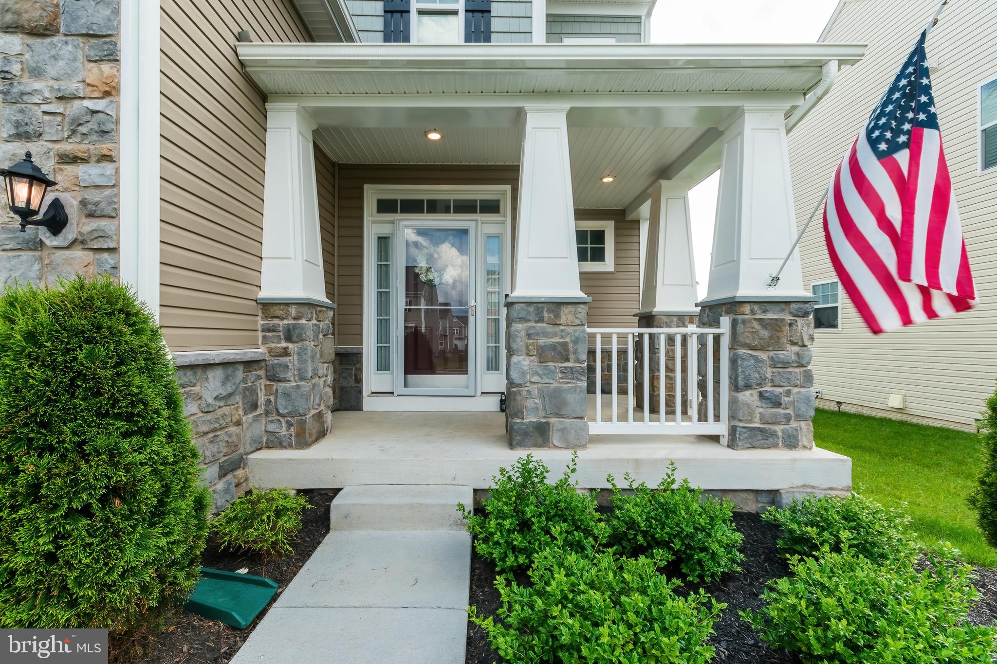 109 Darden Ct W
