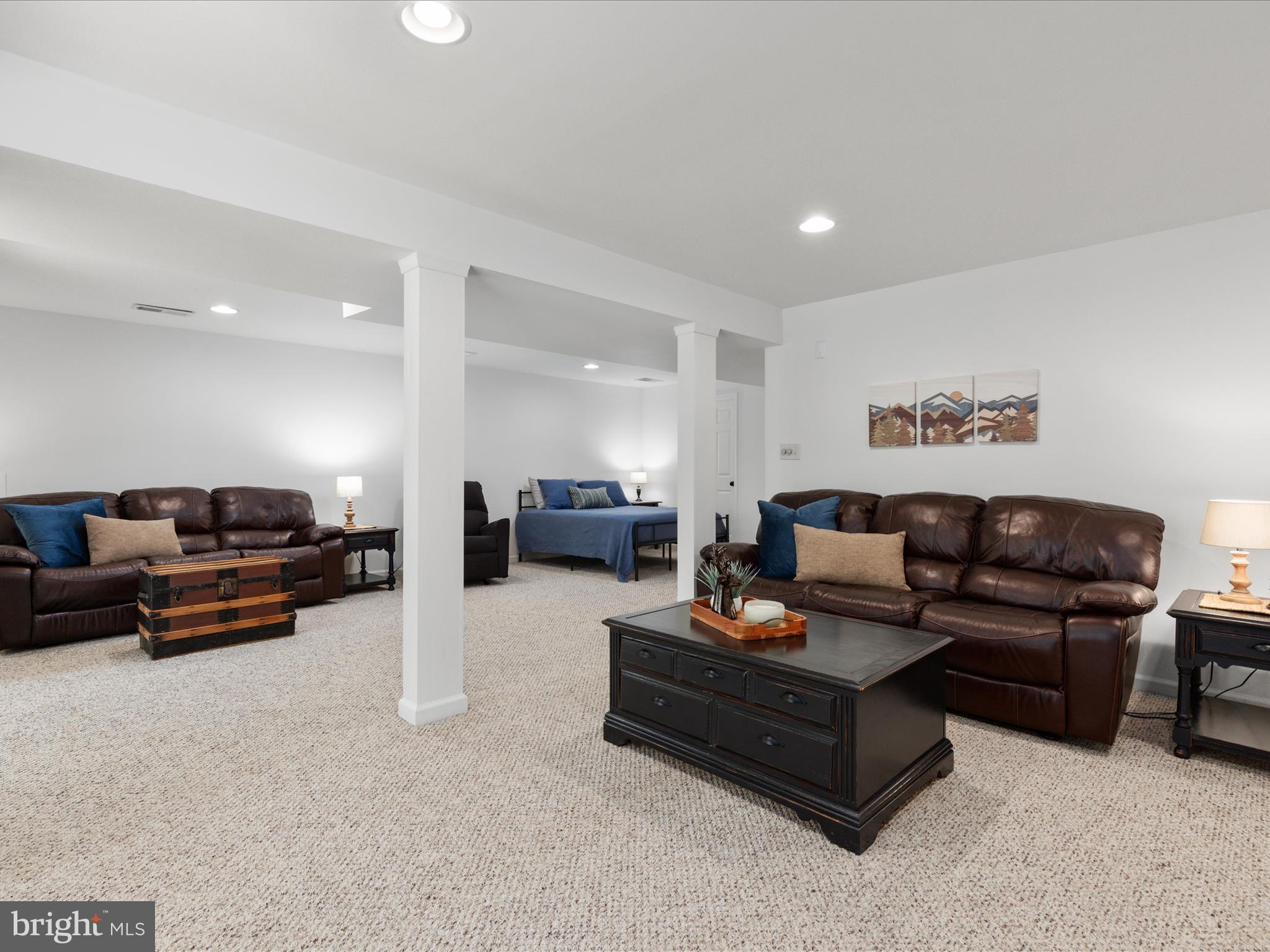 1359 Lodge Rd