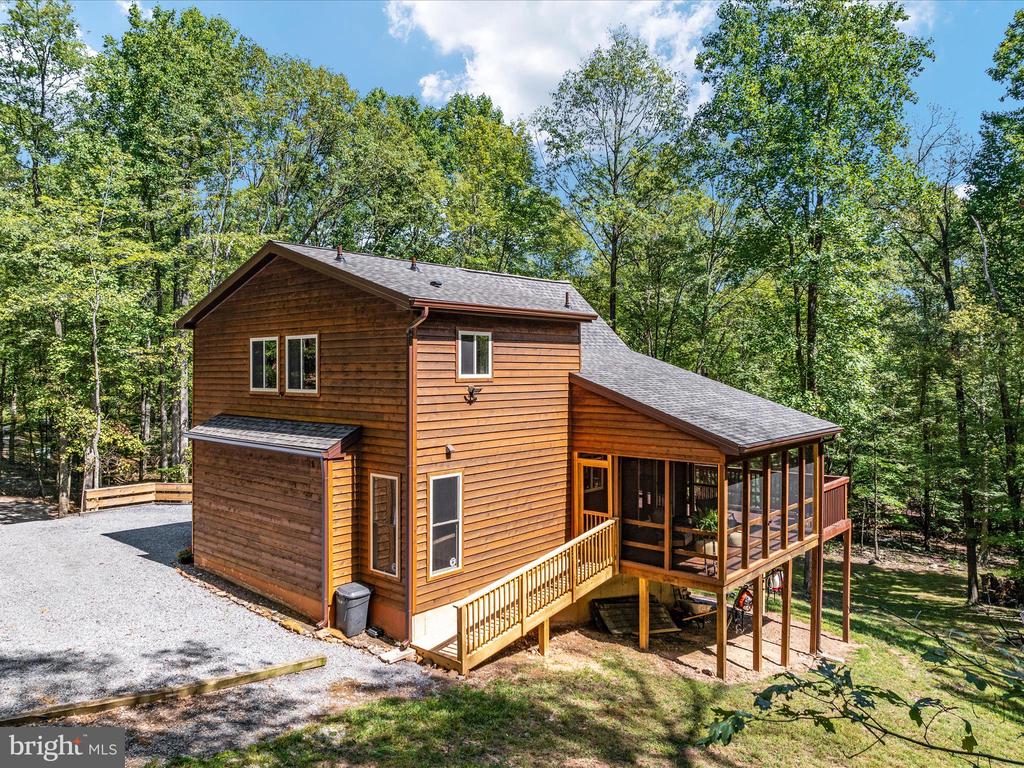 1359 Lodge Rd