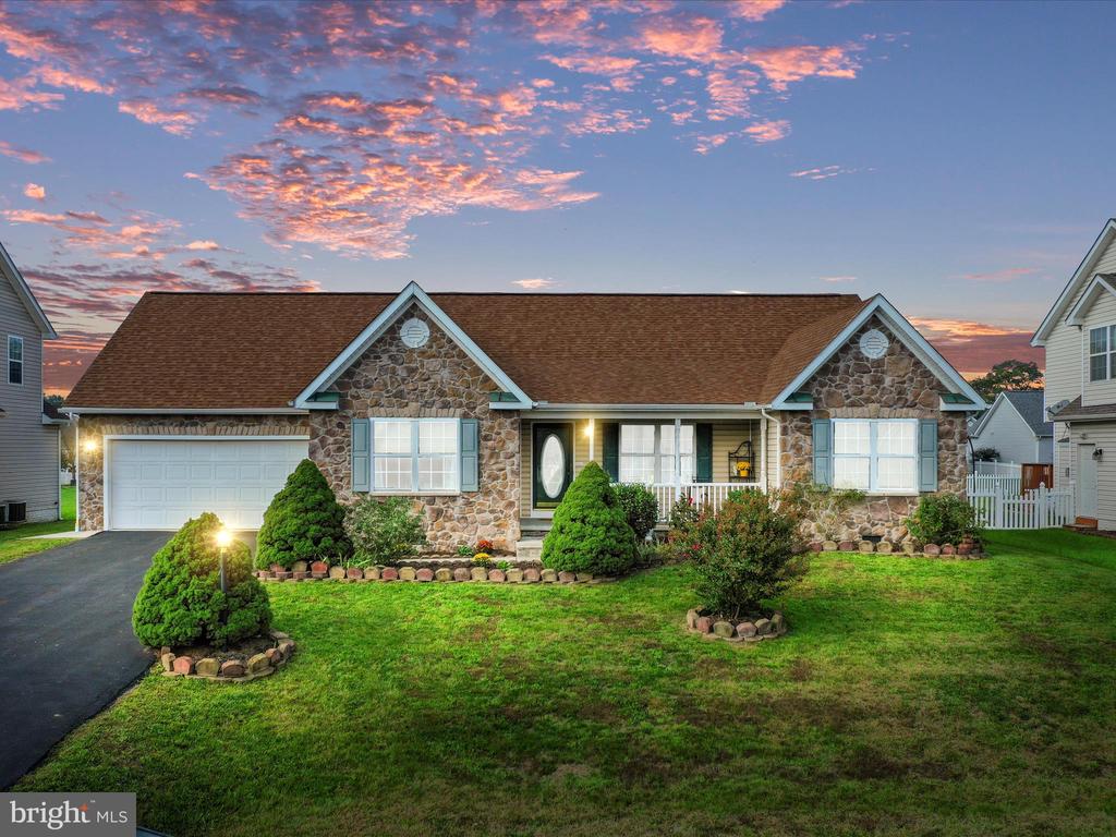 332 Webber Springs Dr