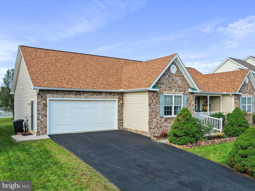 332 Webber Springs Dr