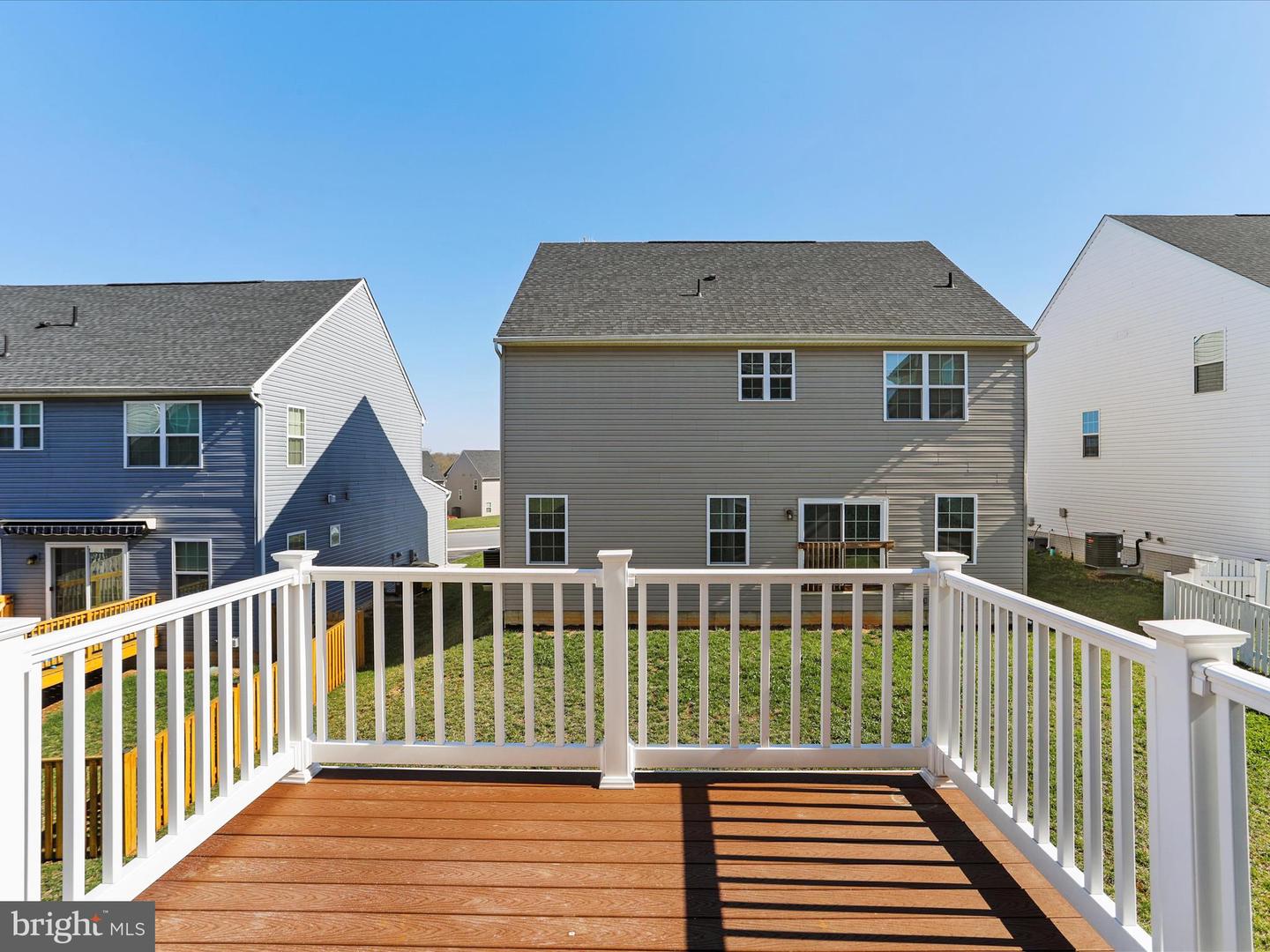 125 Quebec Ct