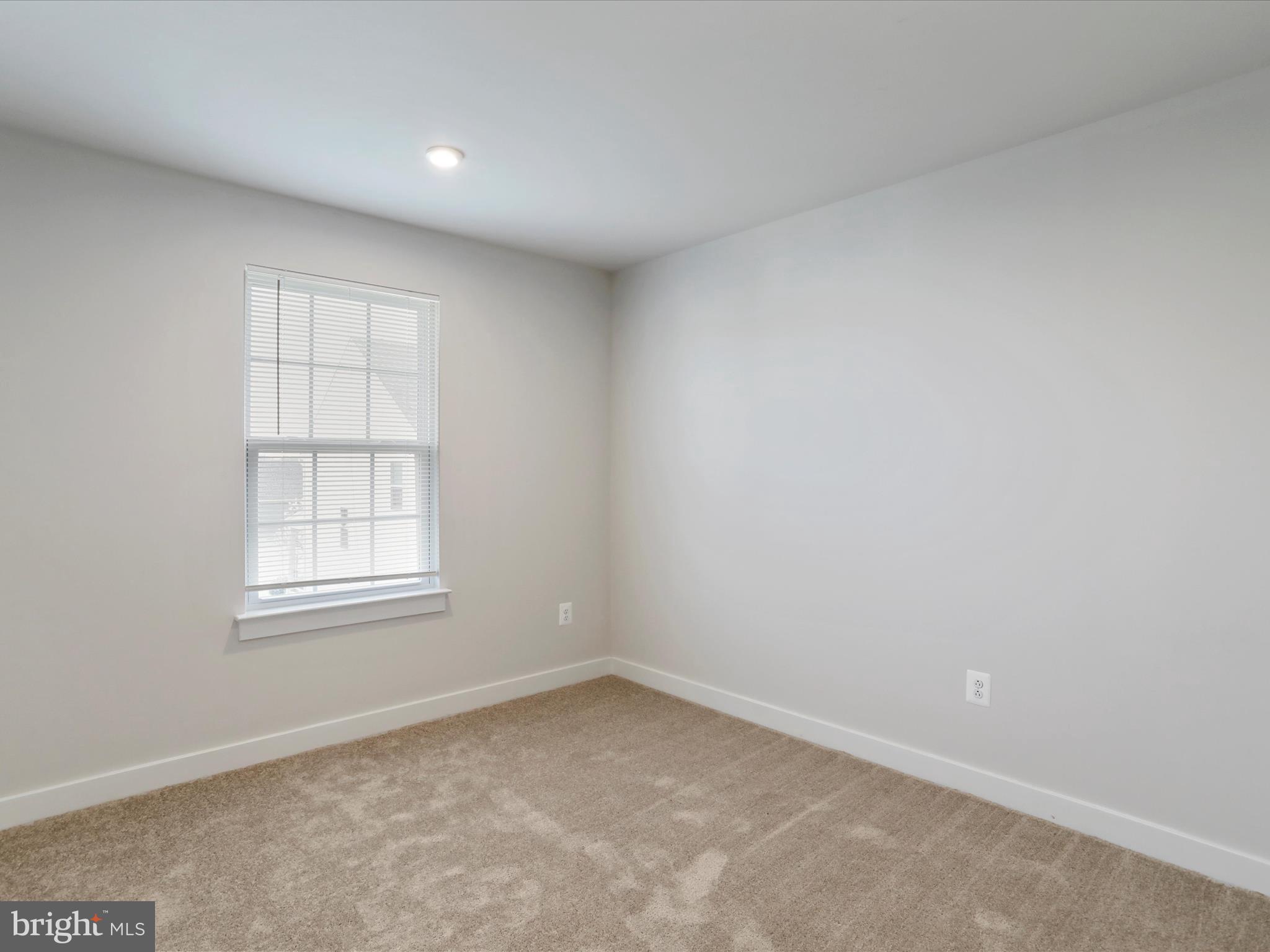 125 Quebec Ct