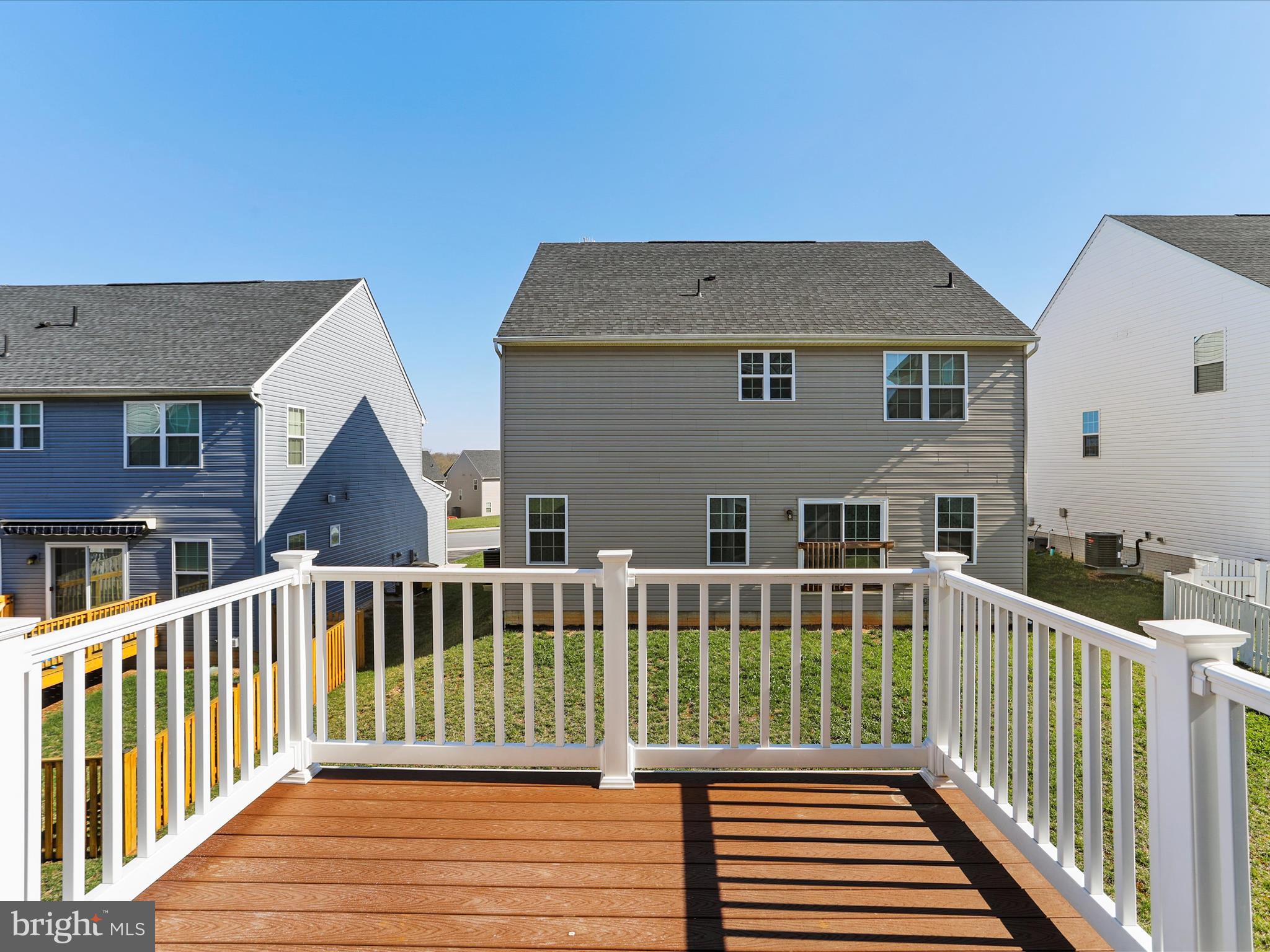 125 Quebec Ct