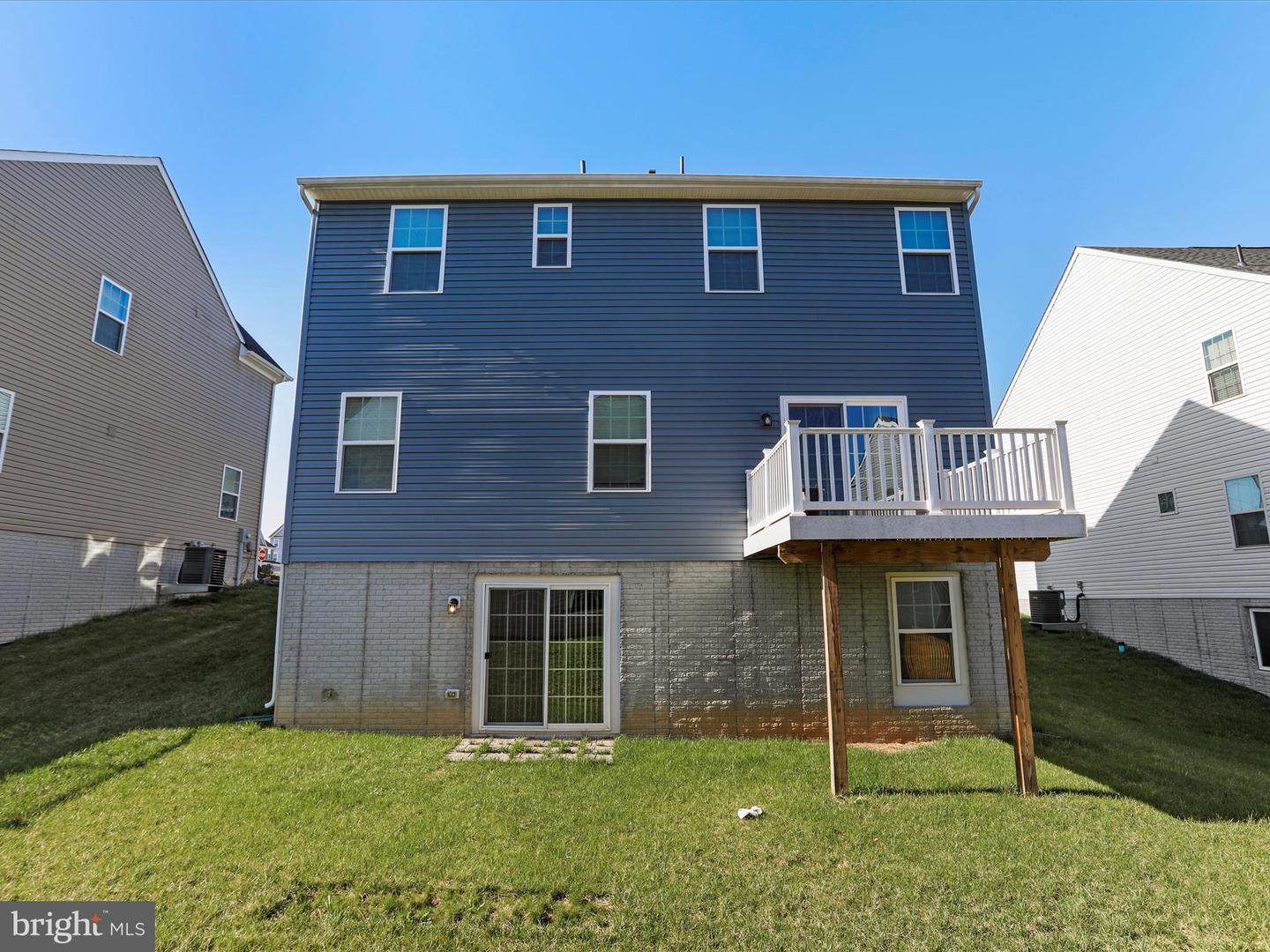 125 Quebec Ct