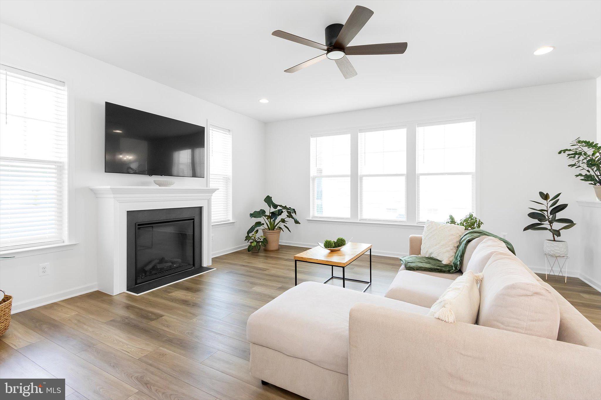 301 Homer Ct