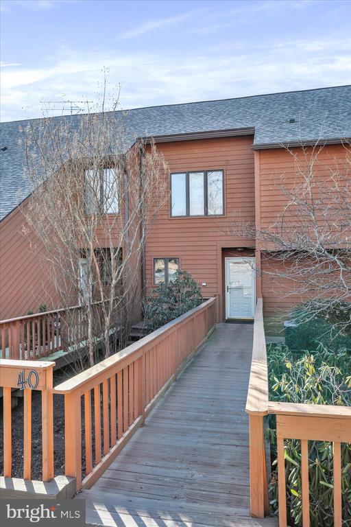 40 TECUMSEH TRAIL
