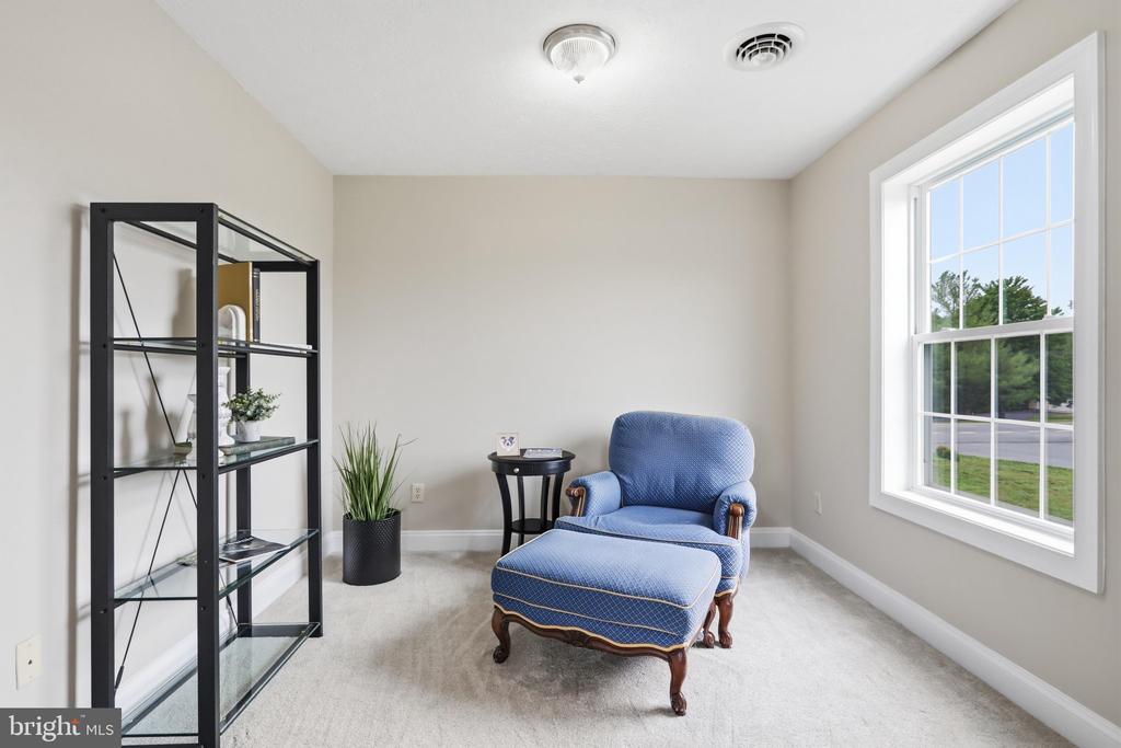 18 TREASURE DRIVE