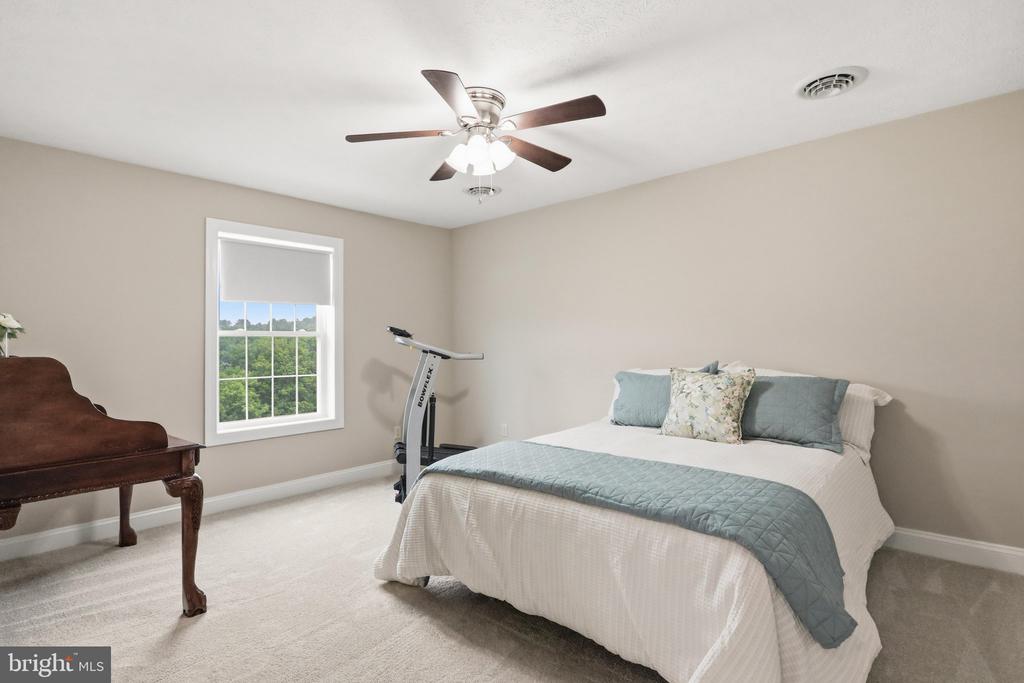18 TREASURE DRIVE