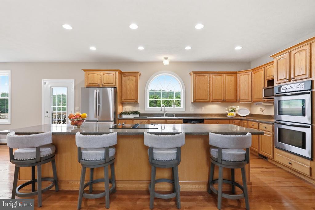 18 TREASURE DRIVE