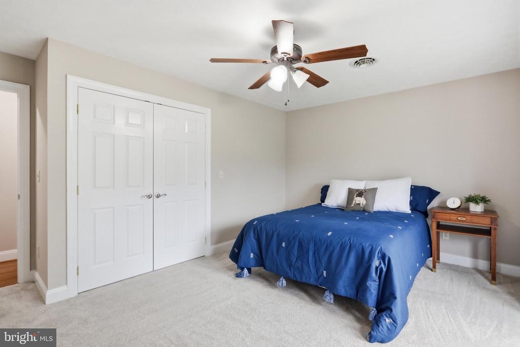18 TREASURE DRIVE