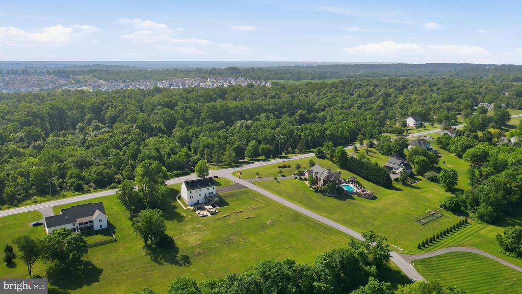 18 TREASURE DRIVE