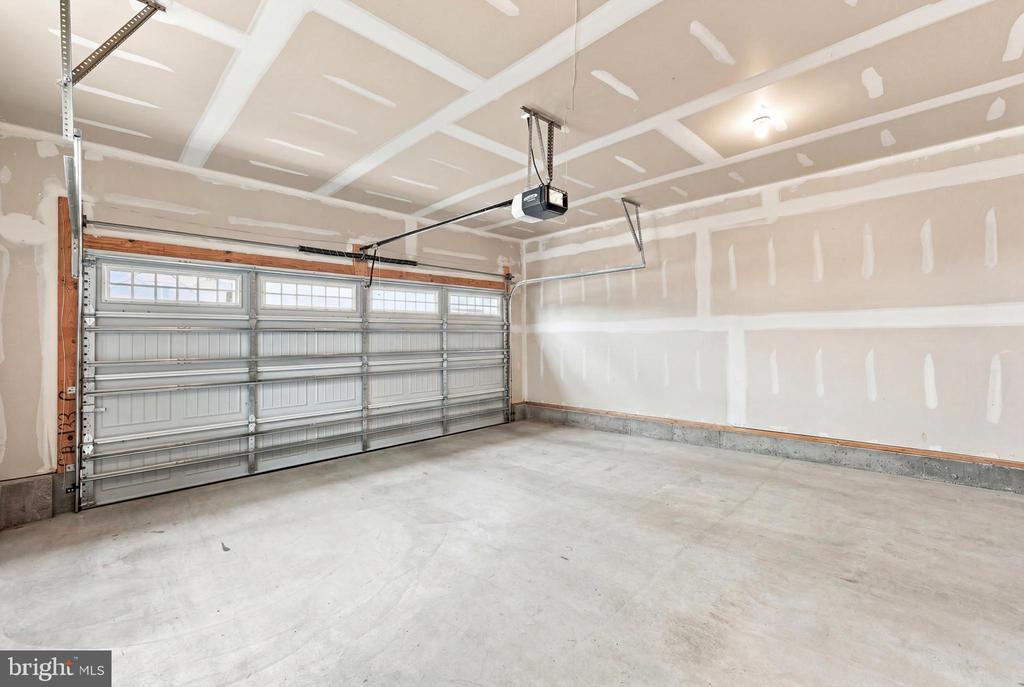 248 PERSPECTIVE PLACE