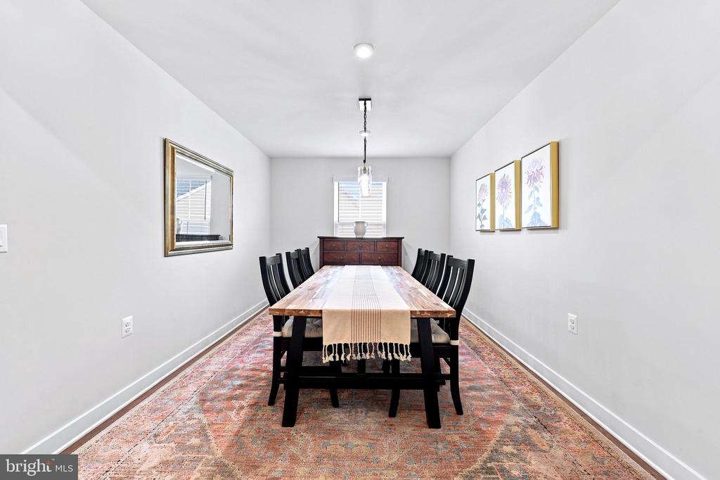 248 PERSPECTIVE PLACE