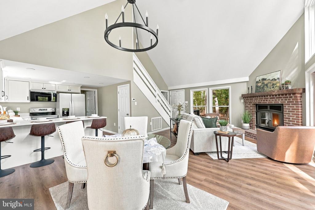 33 WIGWAM COURT