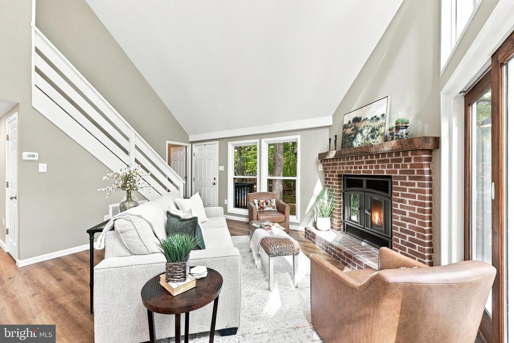 33 WIGWAM COURT