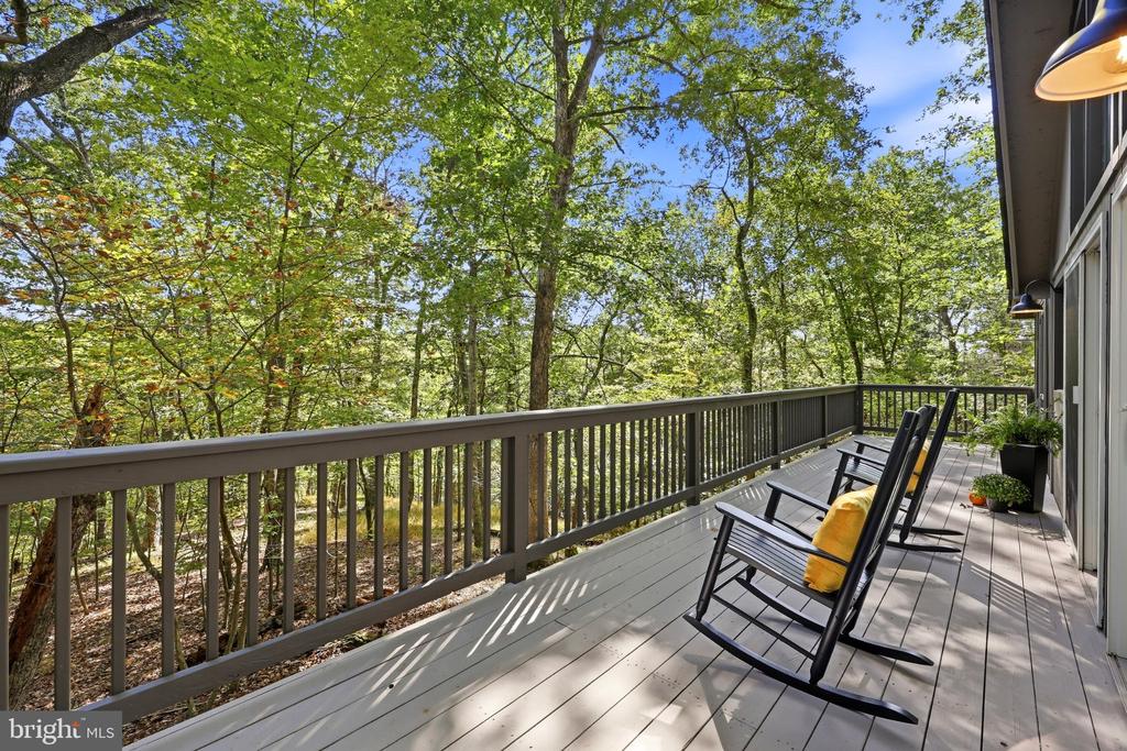 33 WIGWAM COURT