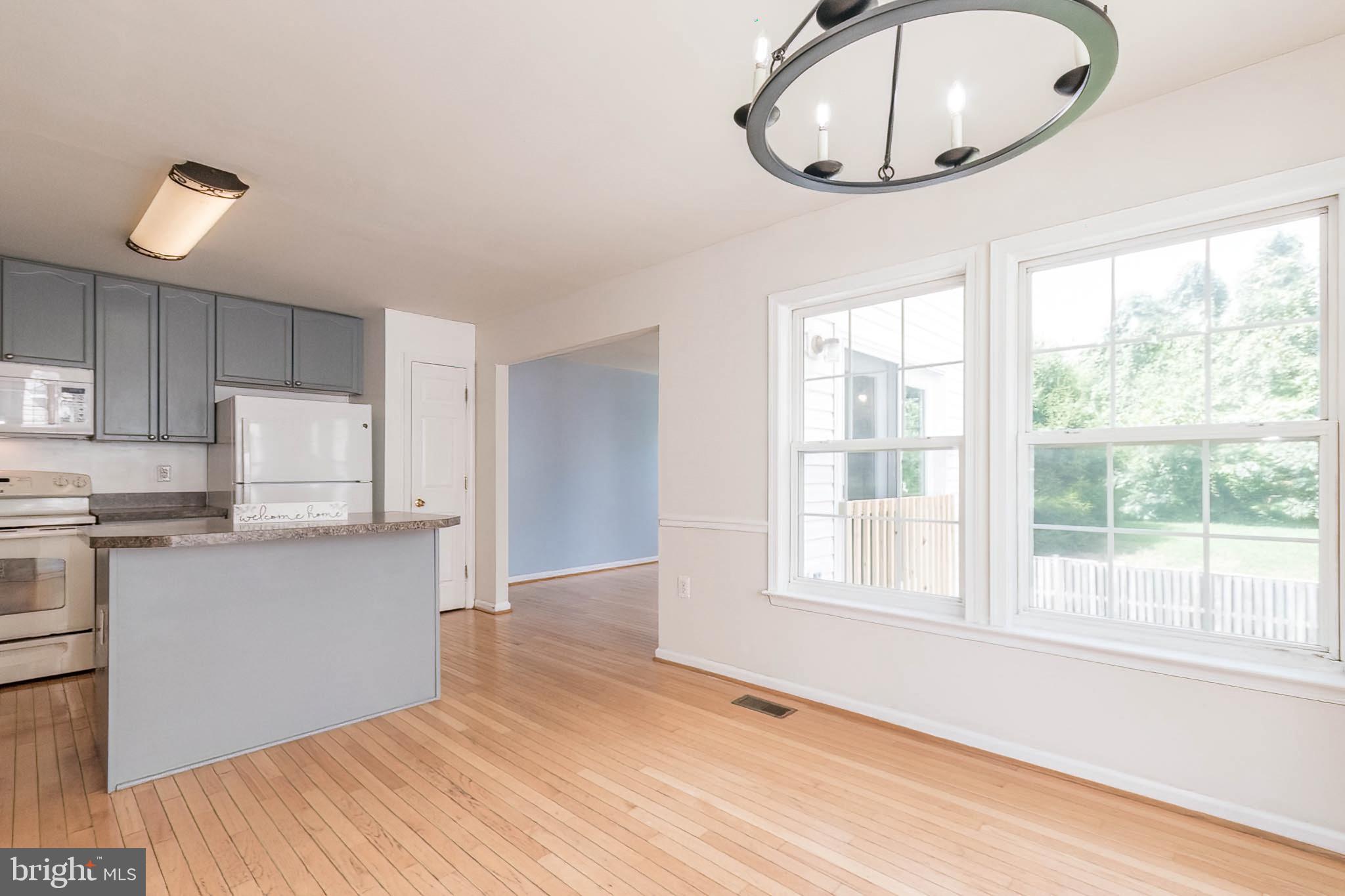49 Eldon Dr